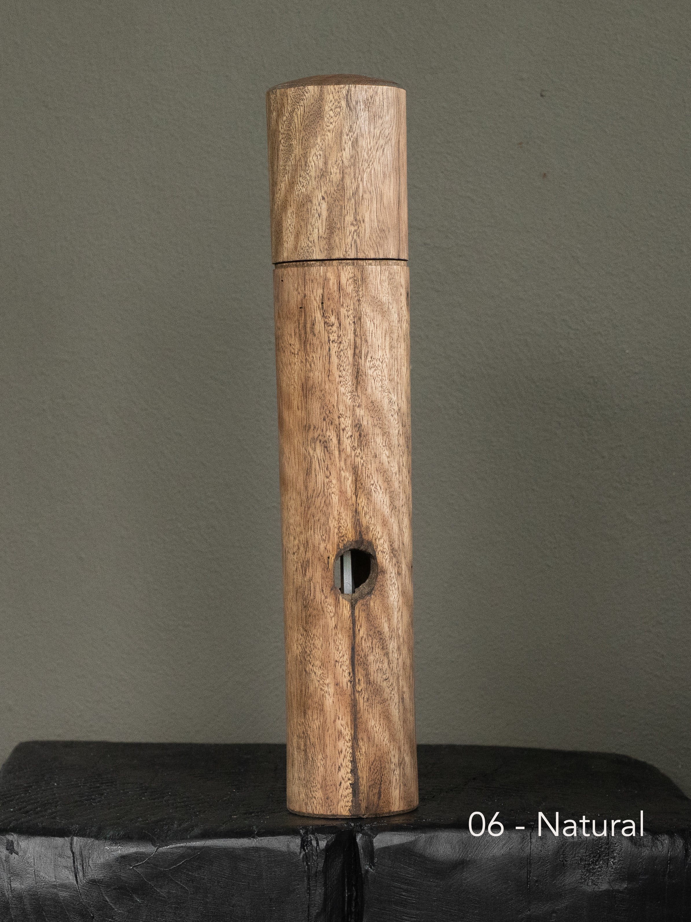 Post Gum Pepper Mill