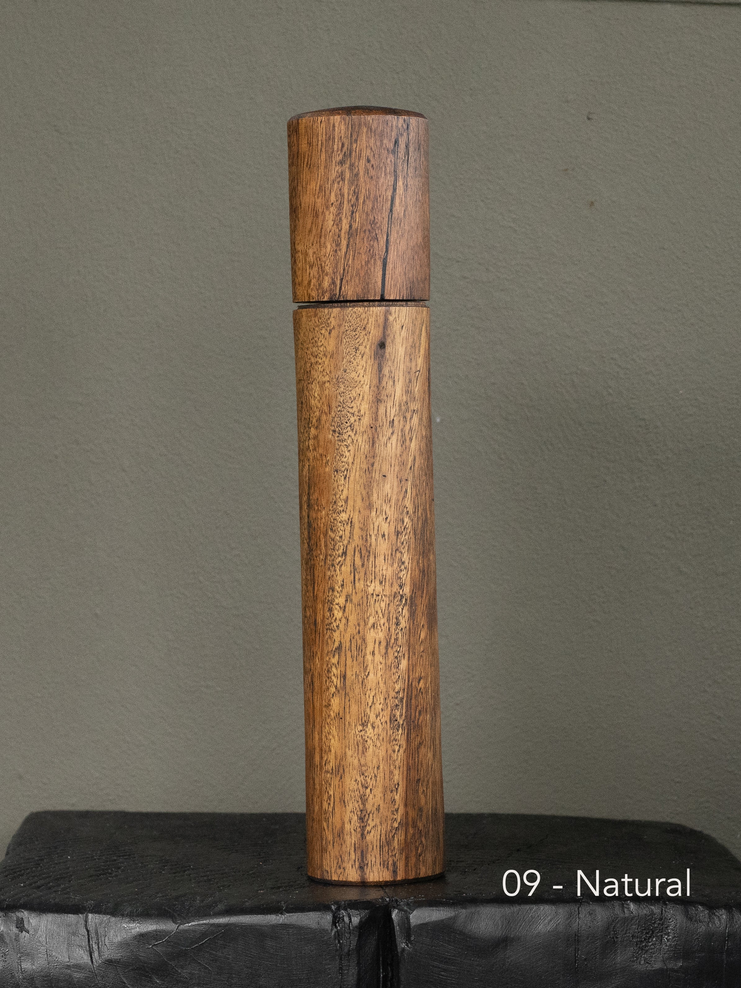 Post Gum Pepper Mill