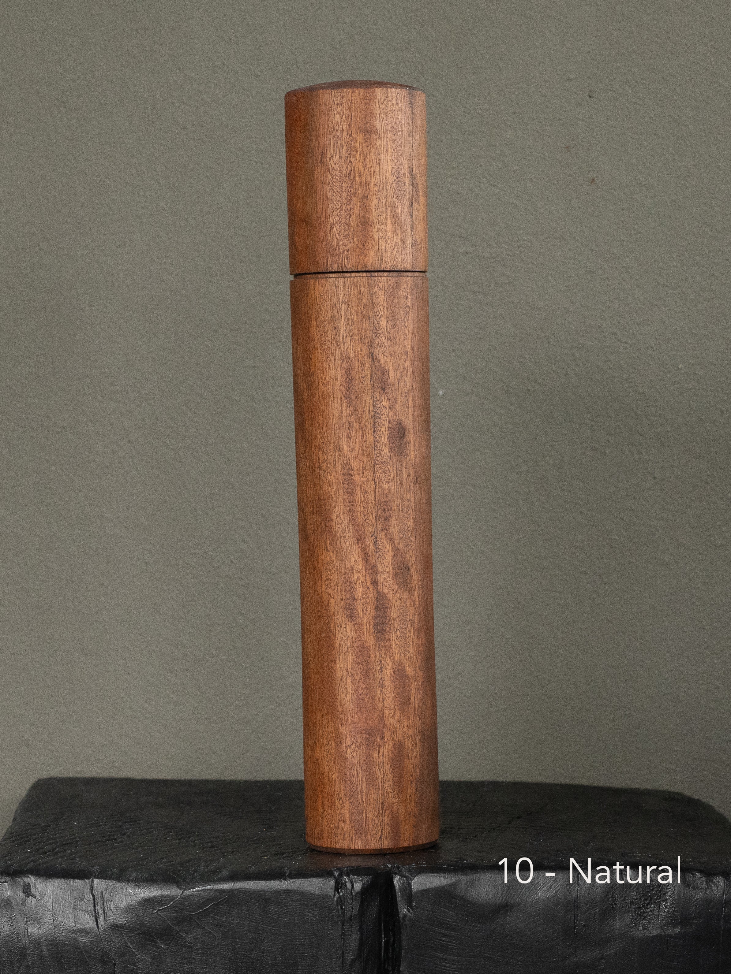 Post Gum Pepper Mill