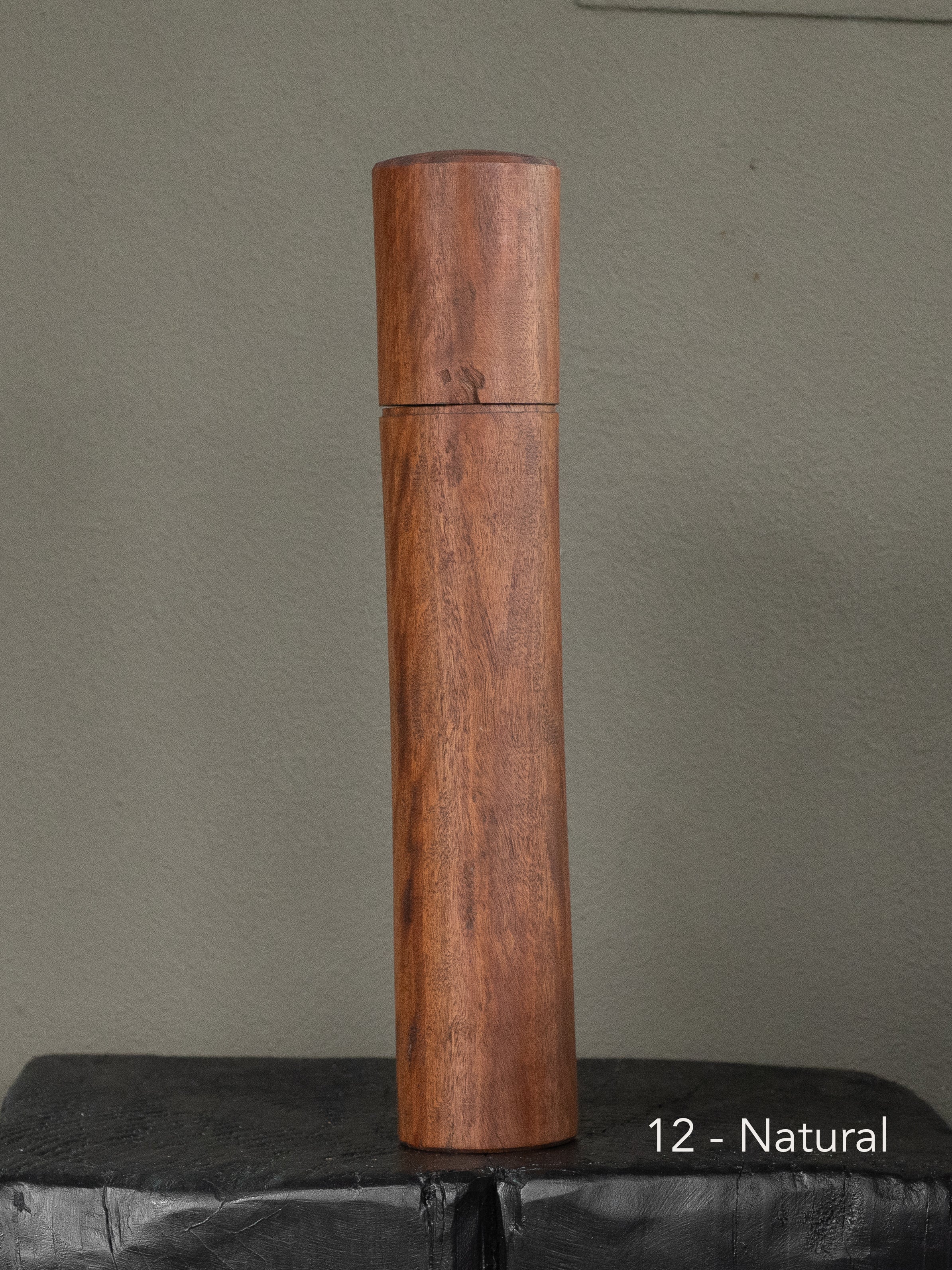 Post Gum Pepper Mill