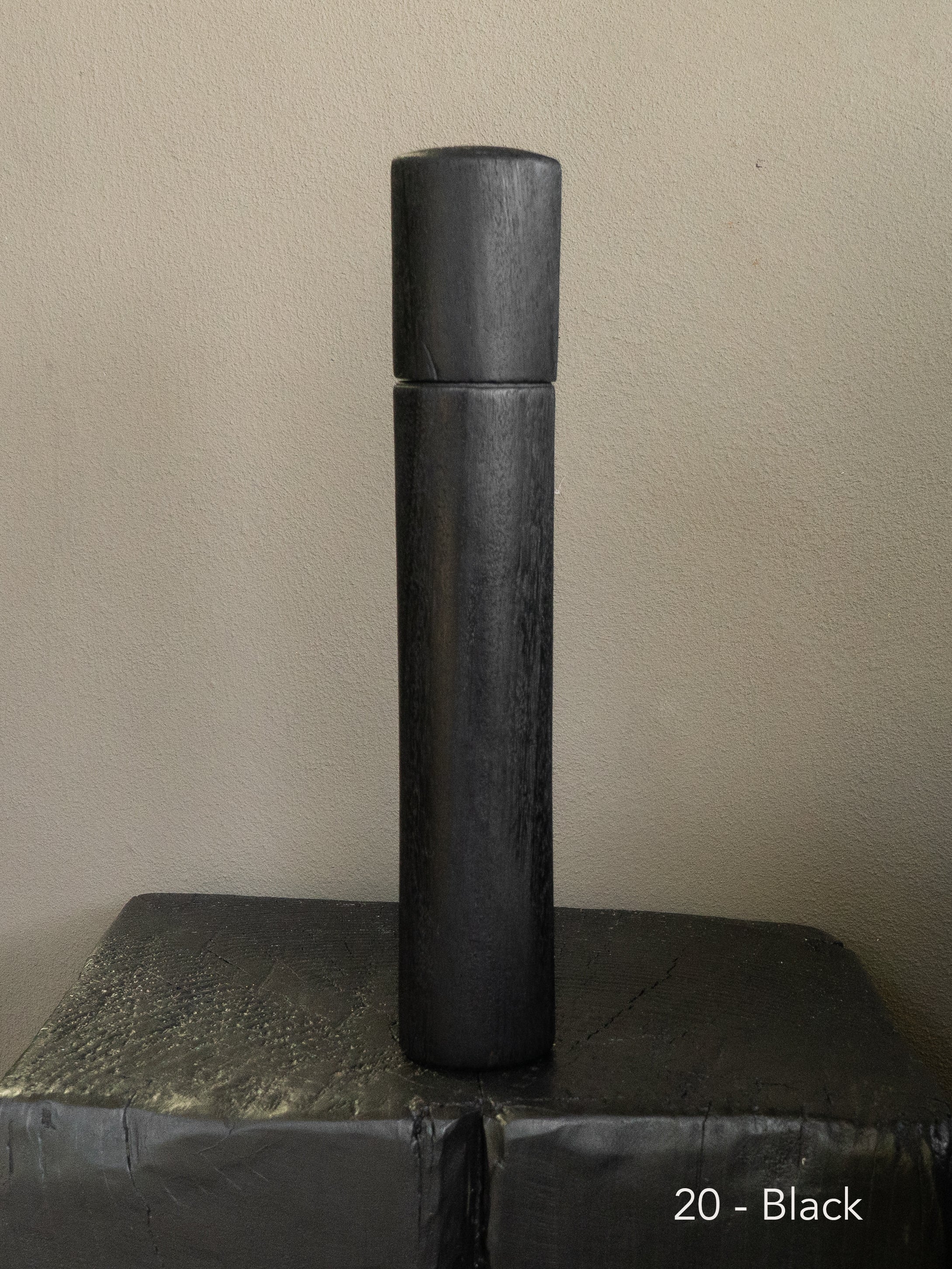Post Gum Pepper Mill