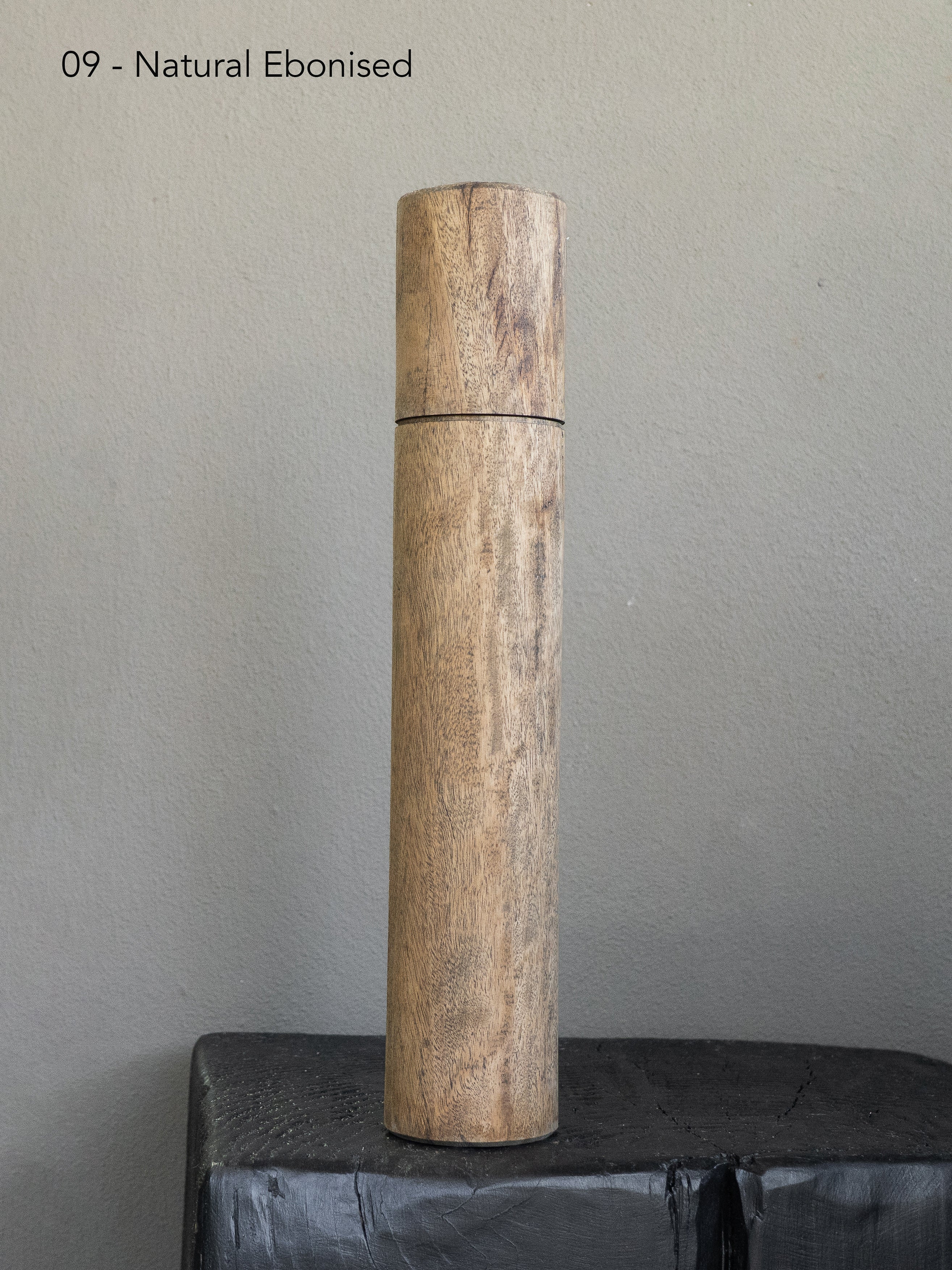 Post Gum Pepper Mill