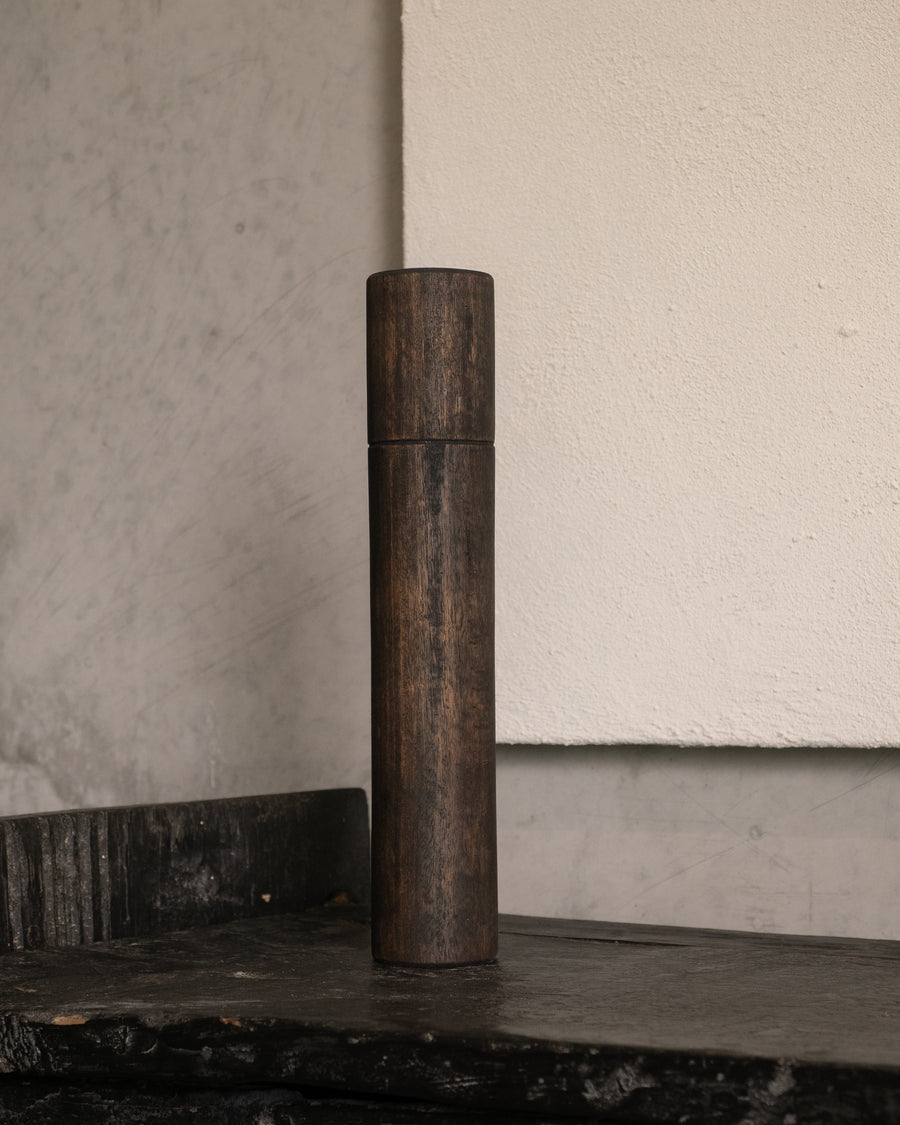 Post Gum Pepper Mill