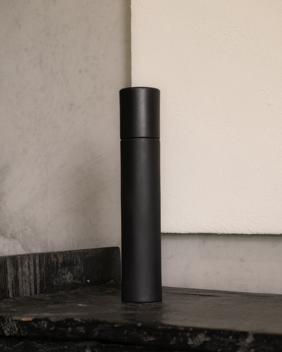 Post Gum Pepper Mill