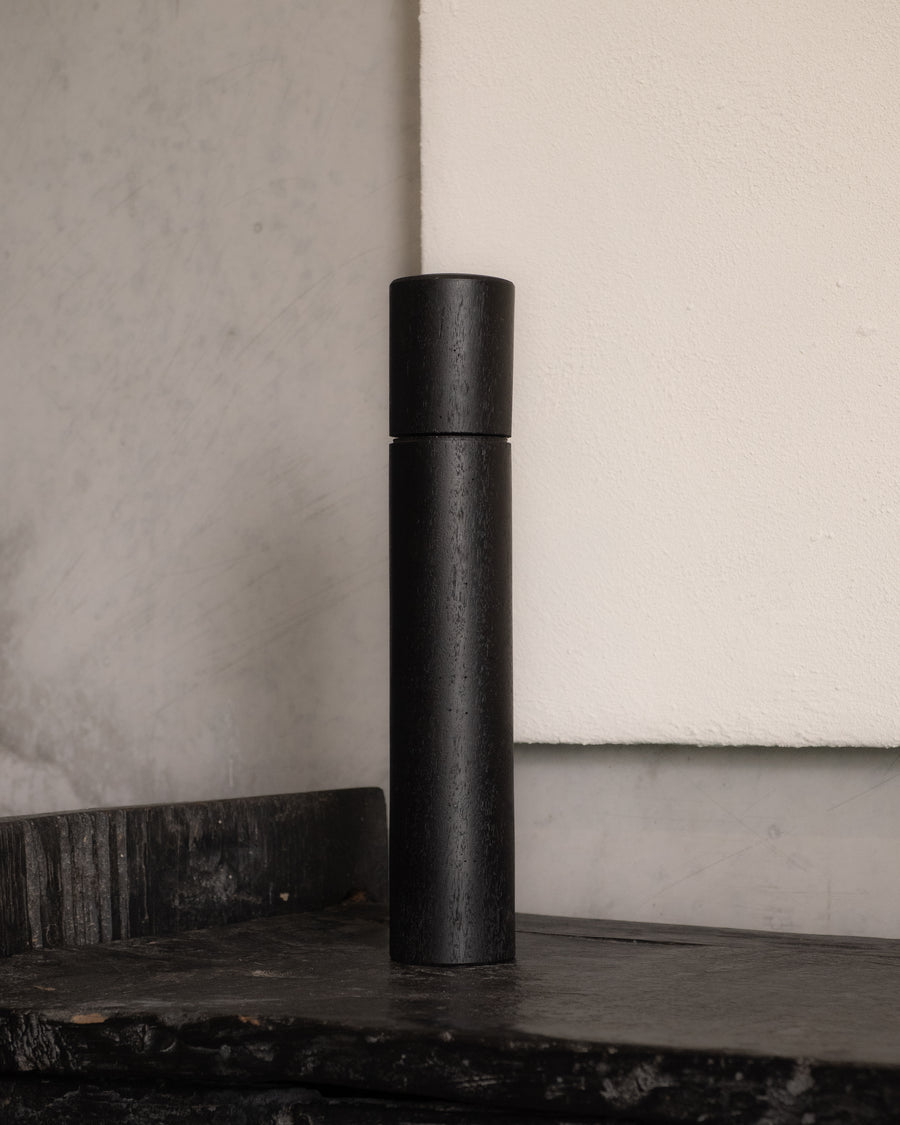 Post Gum Pepper Mill