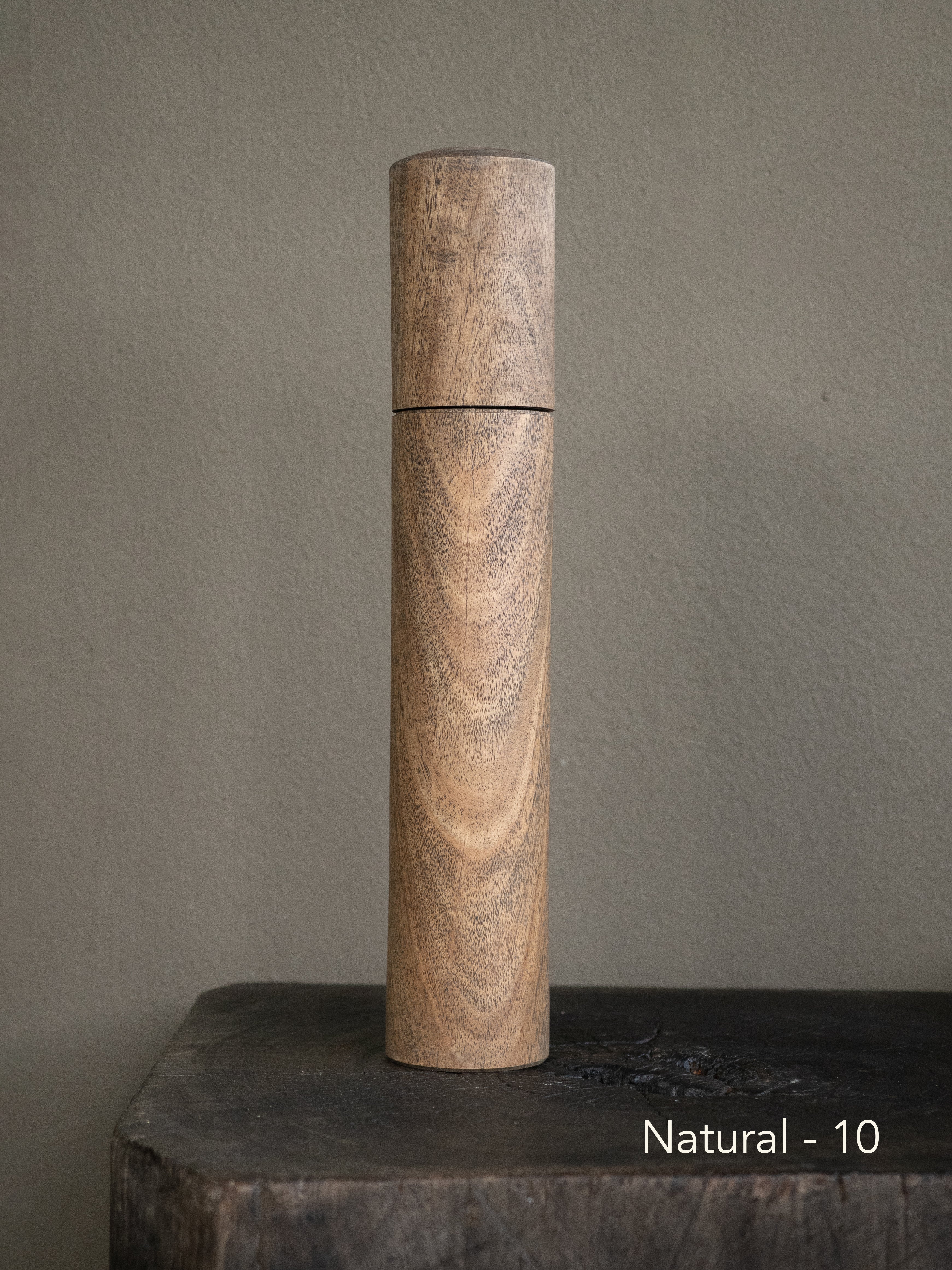 Post Gum Pepper Mill