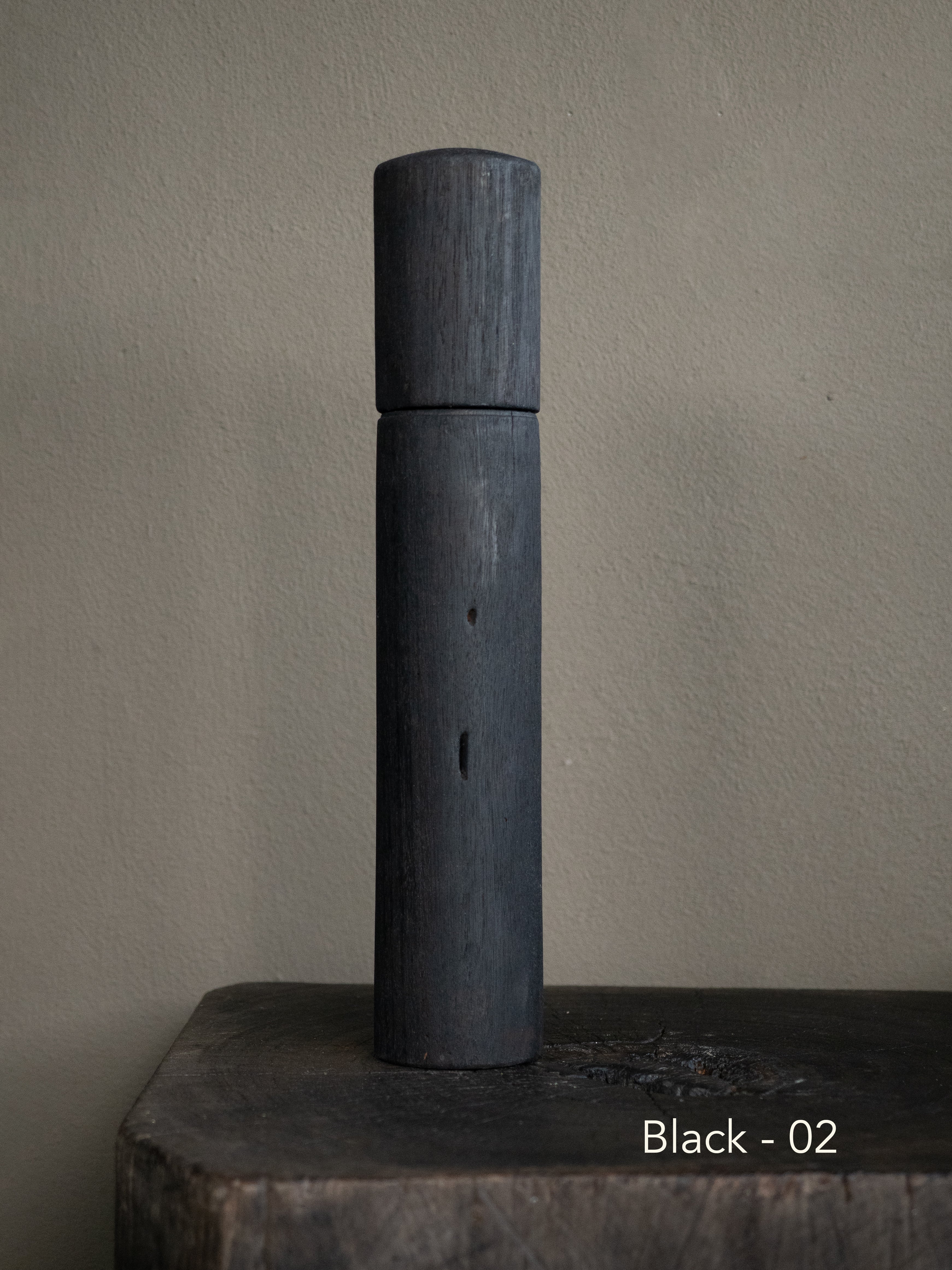 Post Gum Pepper Mill