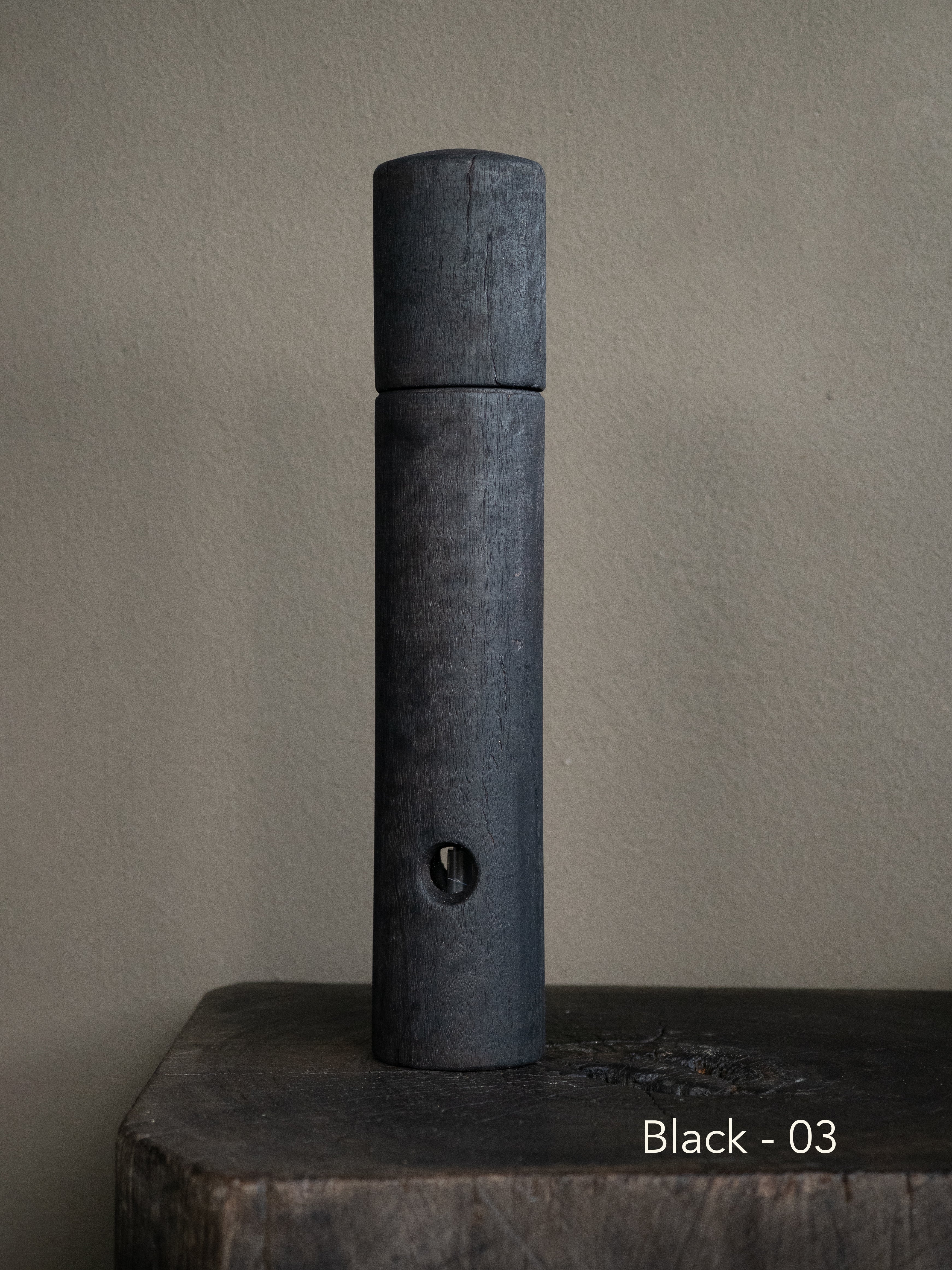 Post Gum Pepper Mill