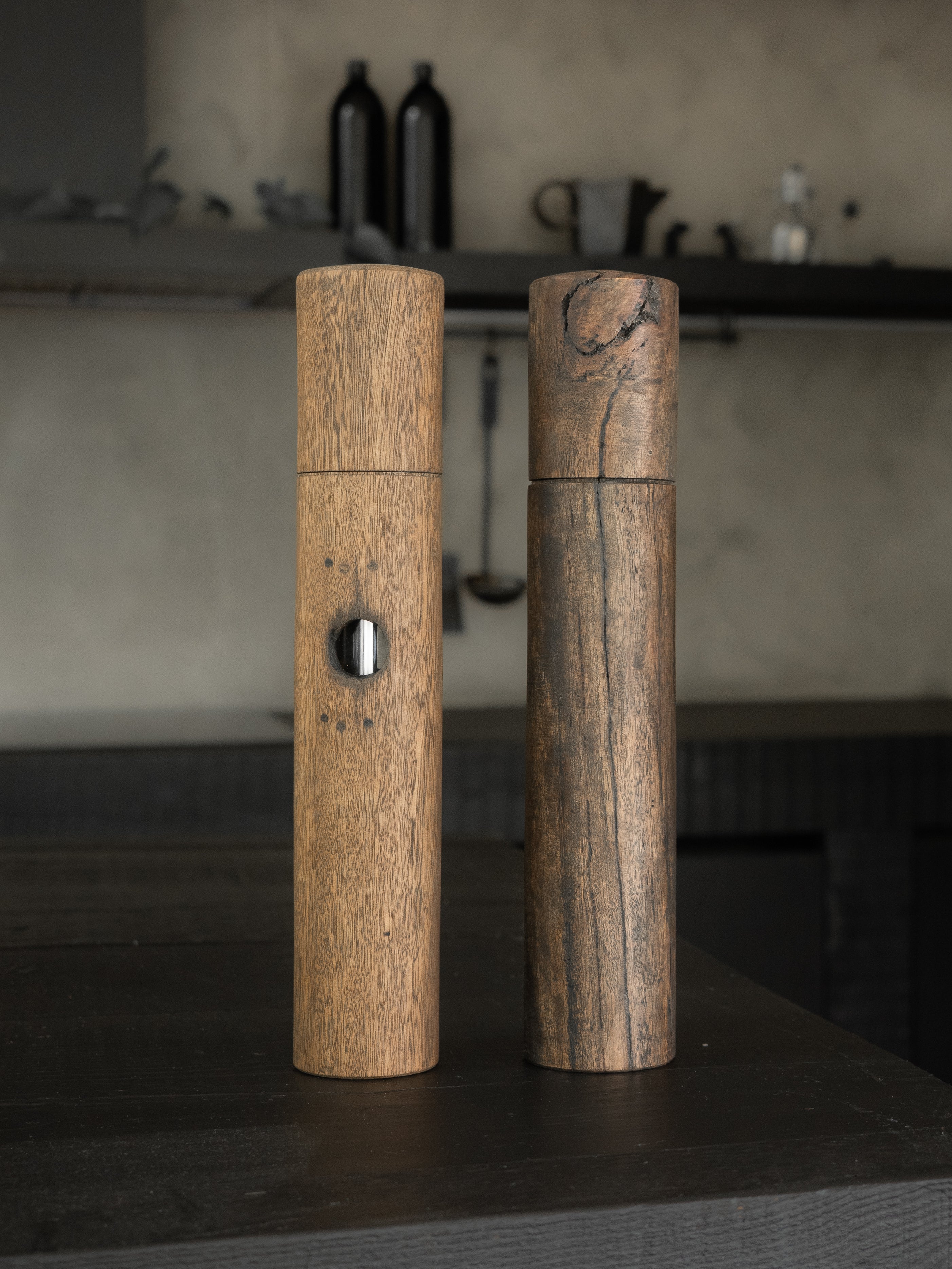 Post Gum Pepper Mill