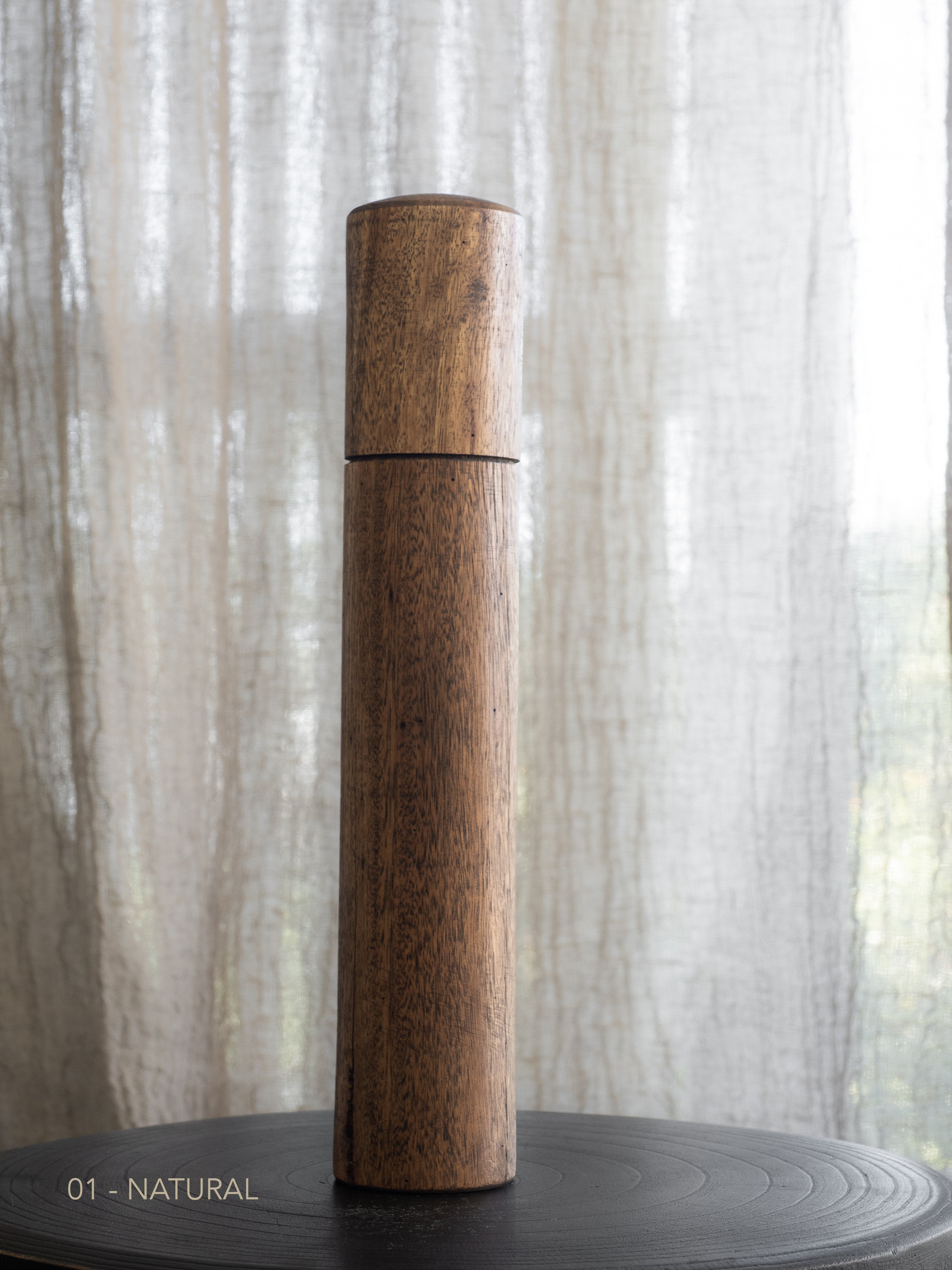 Post Gum Pepper Mill