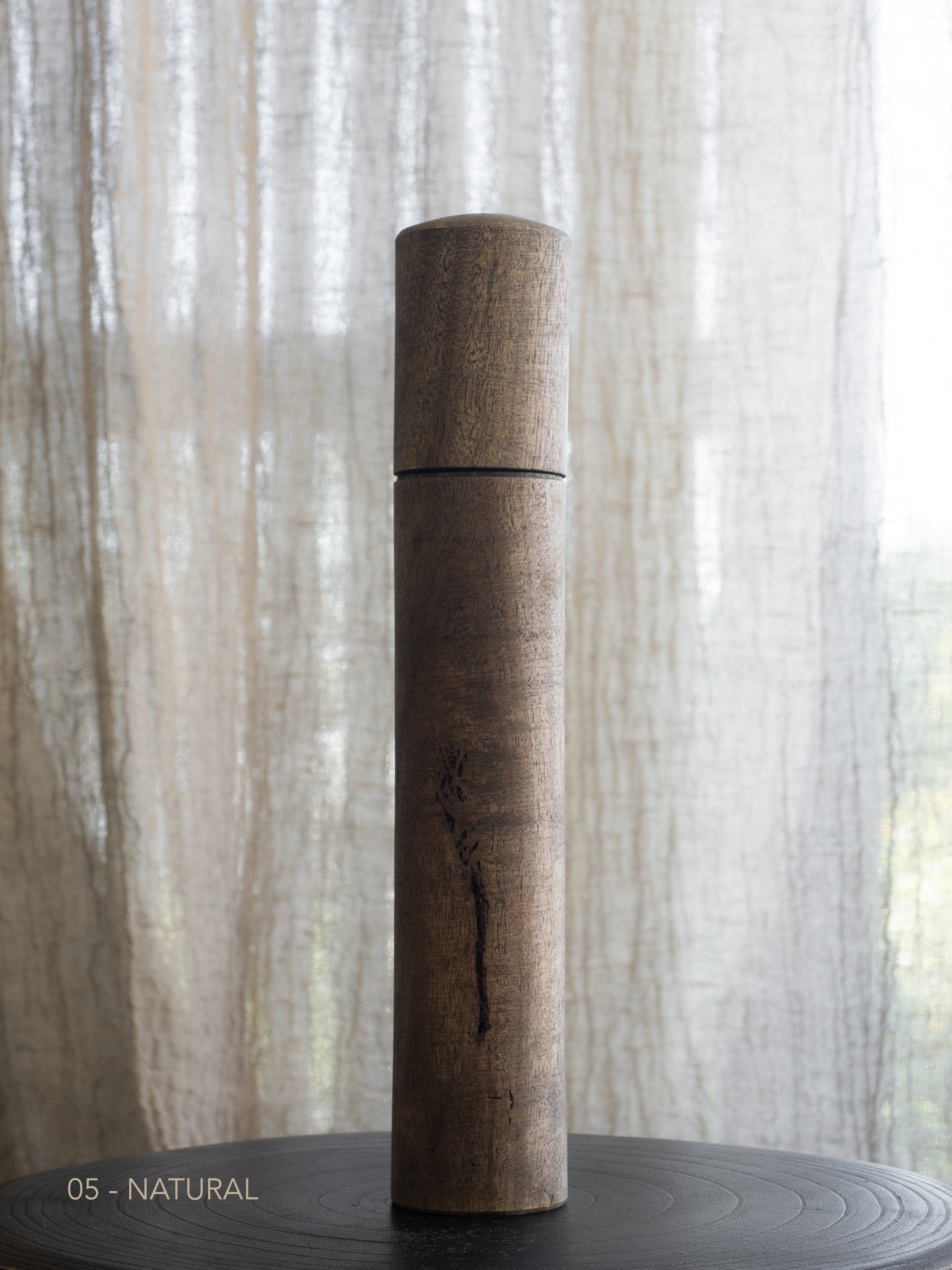 Post Gum Pepper Mill