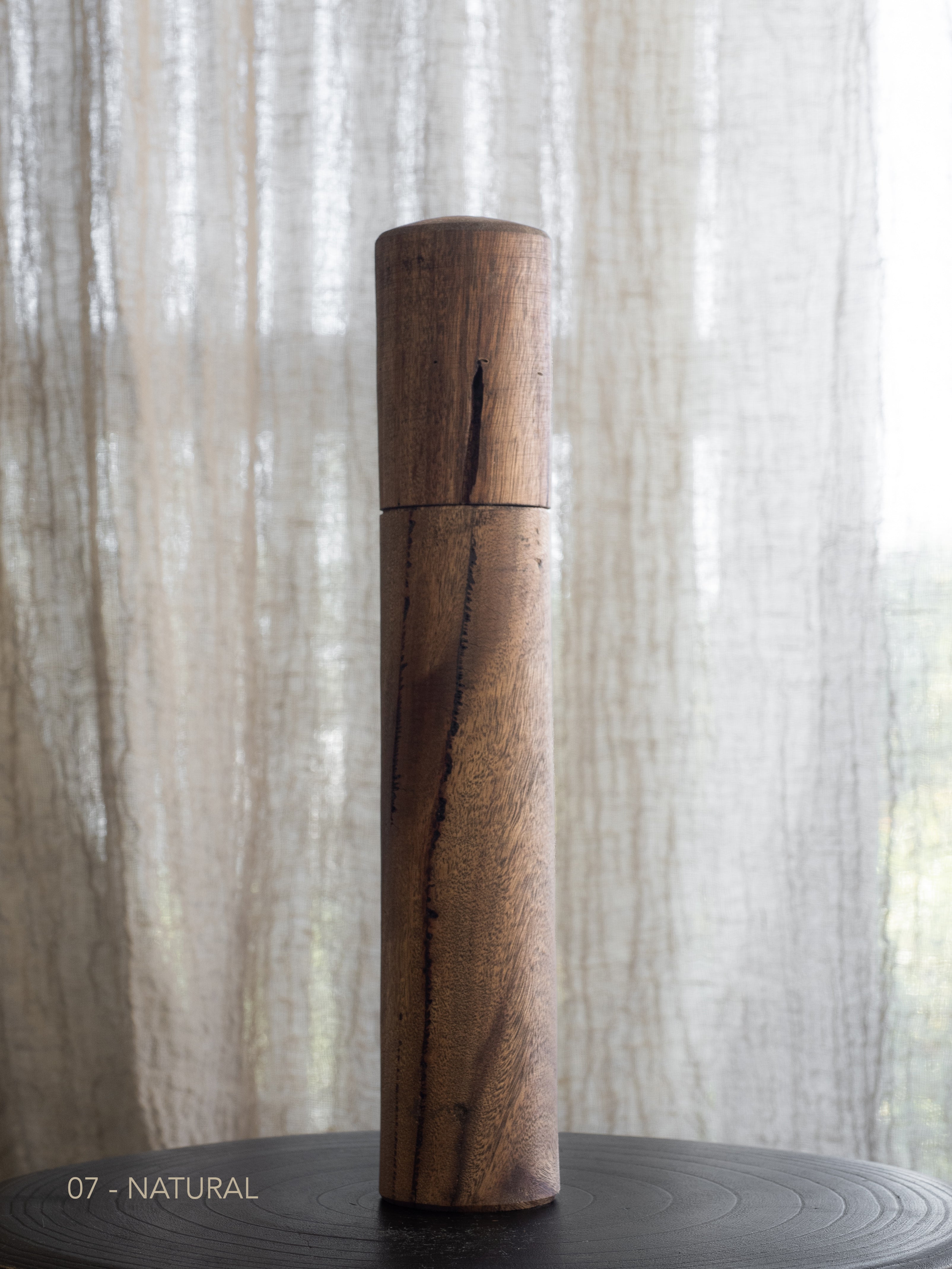 Post Gum Pepper Mill