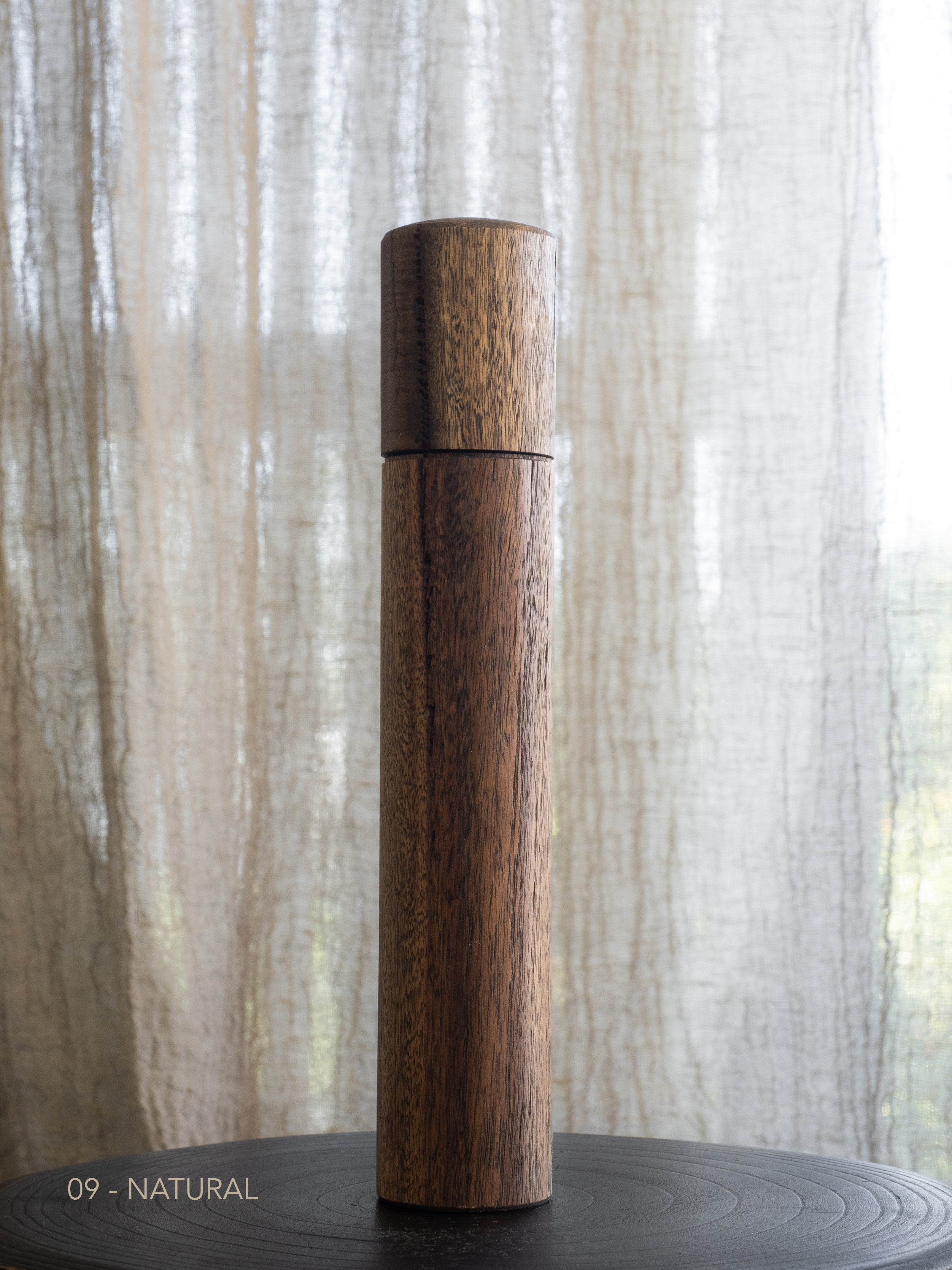 Post Gum Pepper Mill