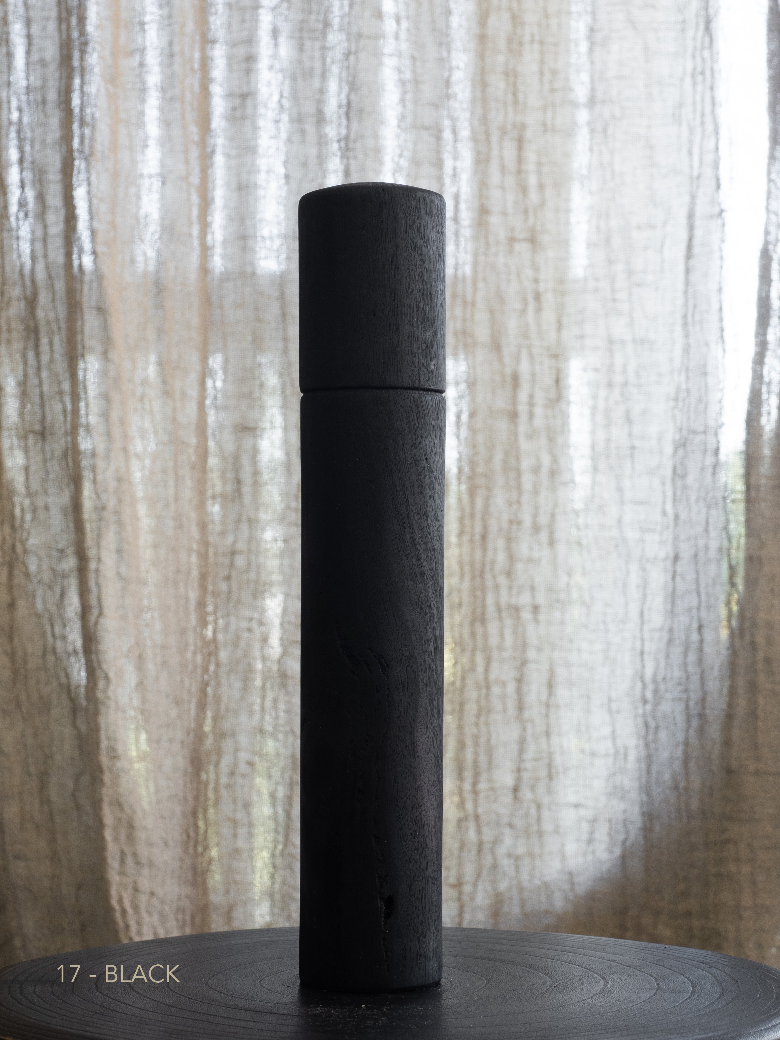 Post Gum Pepper Mill