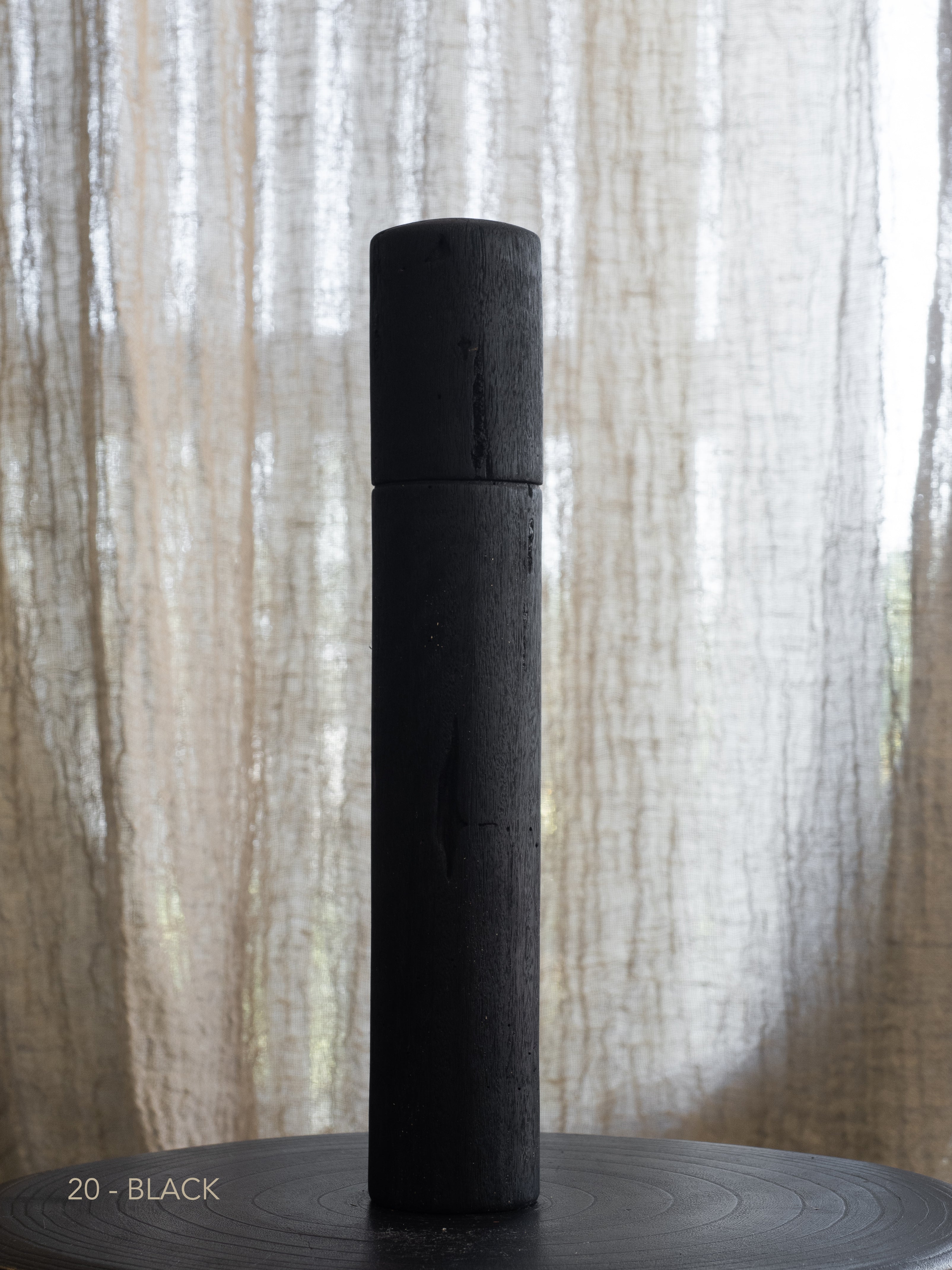 Post Gum Pepper Mill