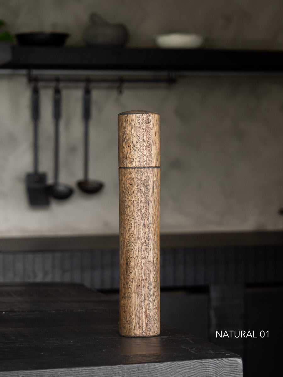 Post Gum Pepper Mill