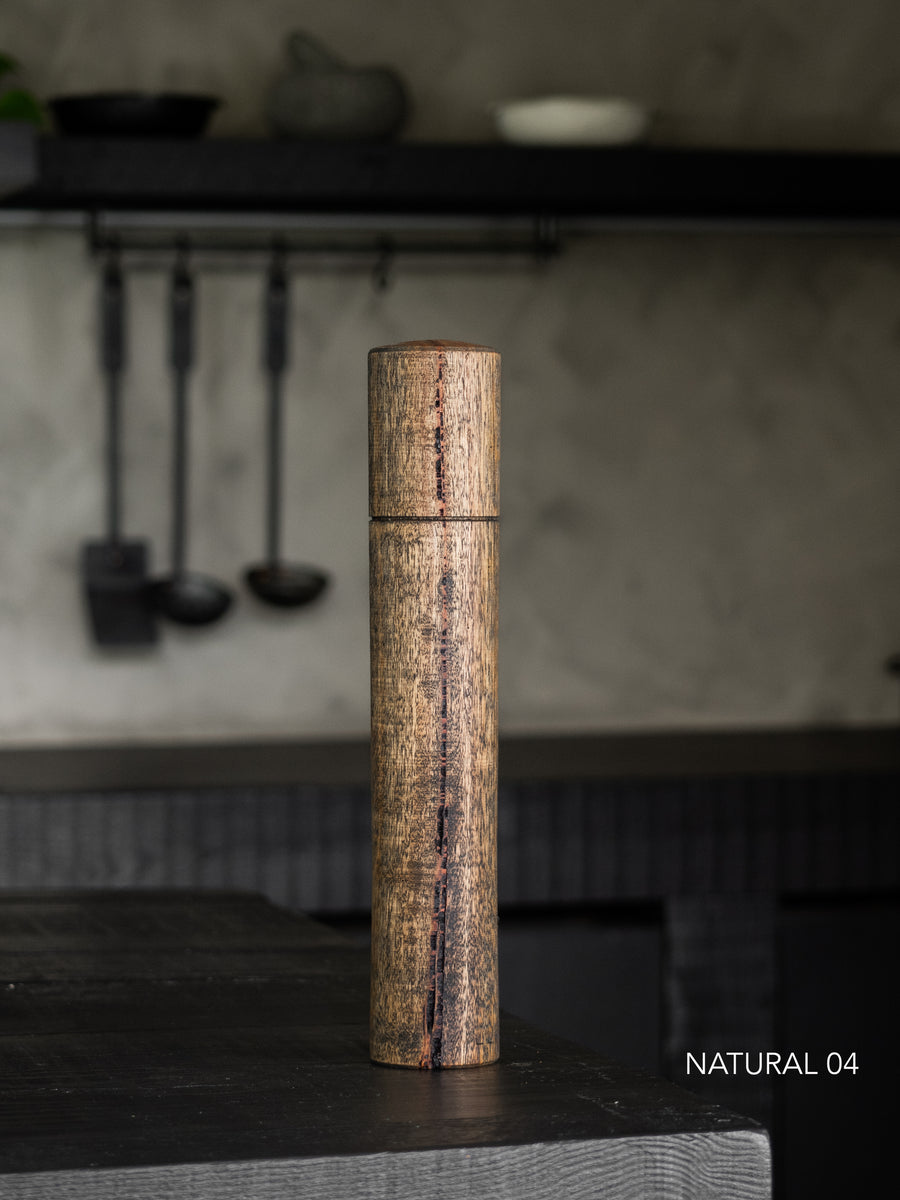 Post Gum Pepper Mill