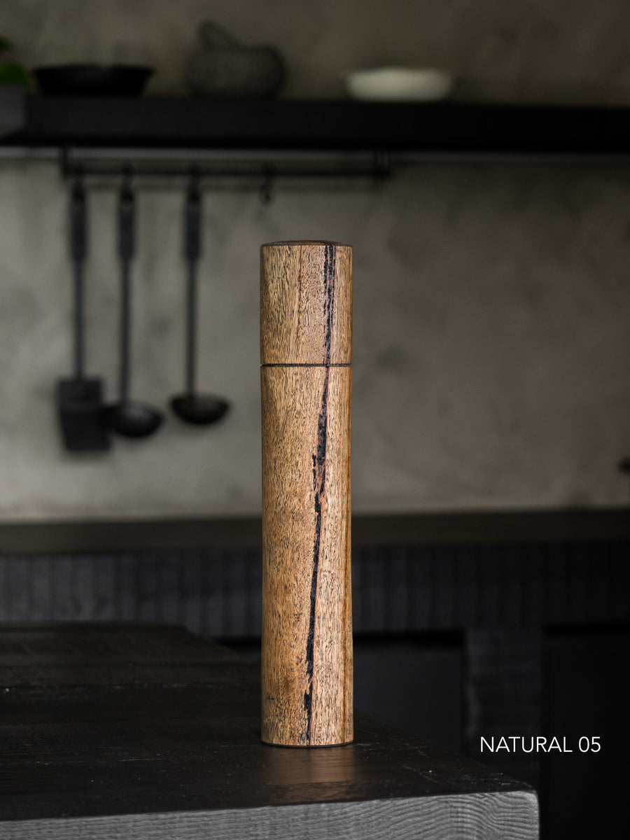 Post Gum Pepper Mill