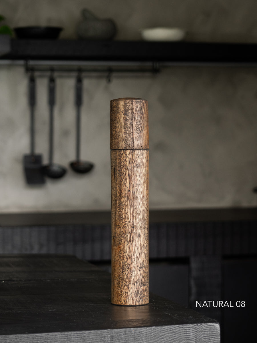 Post Gum Pepper Mill