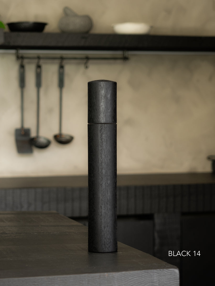 Post Gum Pepper Mill