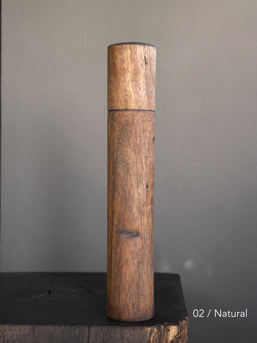 Post Gum Pepper Mill