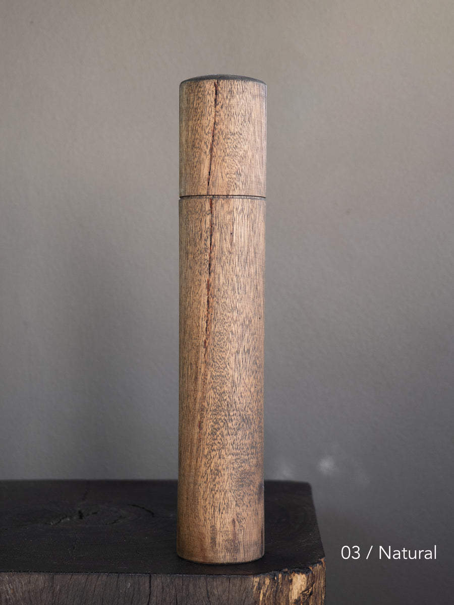 Post Gum Pepper Mill