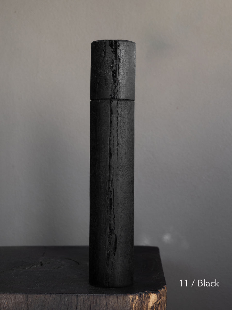Post Gum Pepper Mill