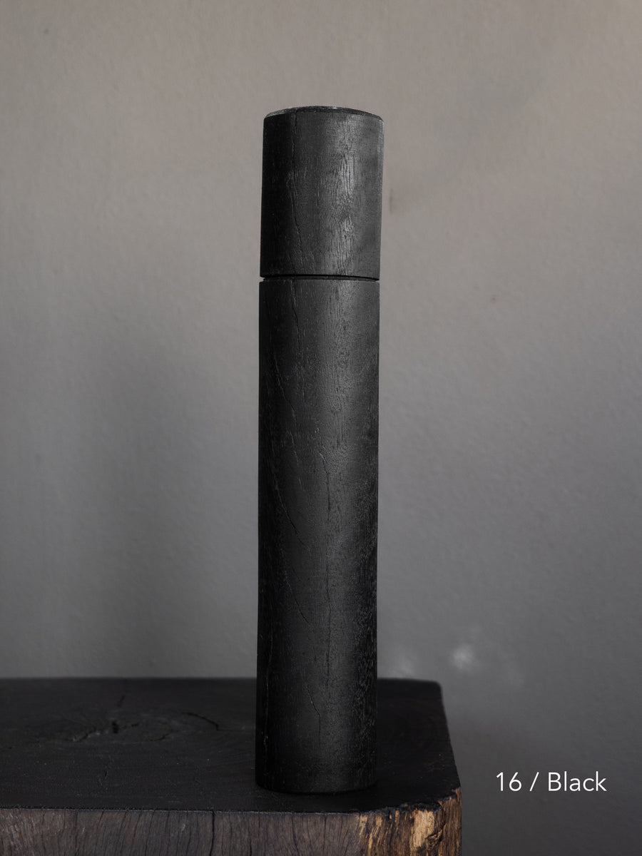 Post Gum Pepper Mill