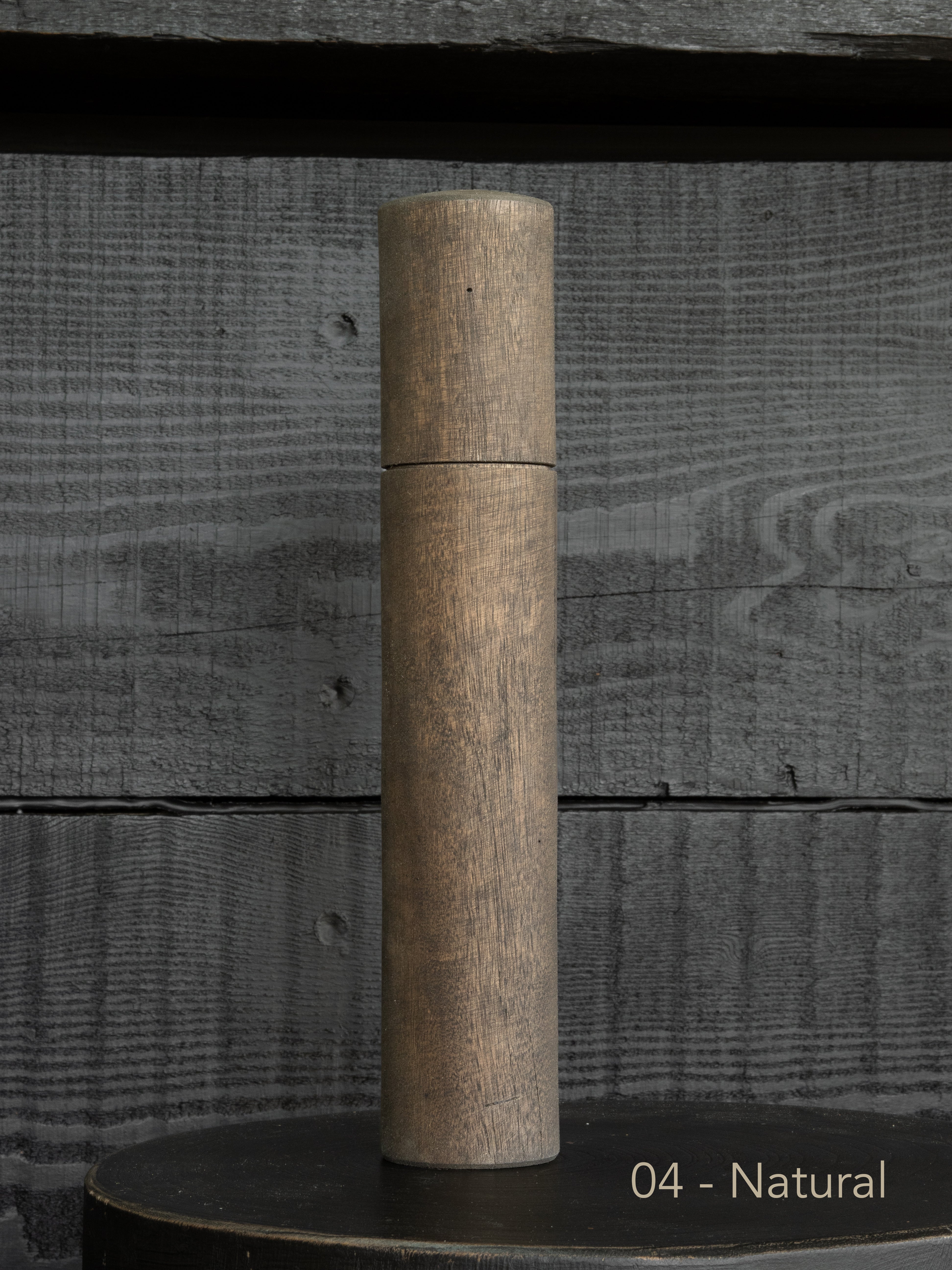 Post Gum Pepper Mill