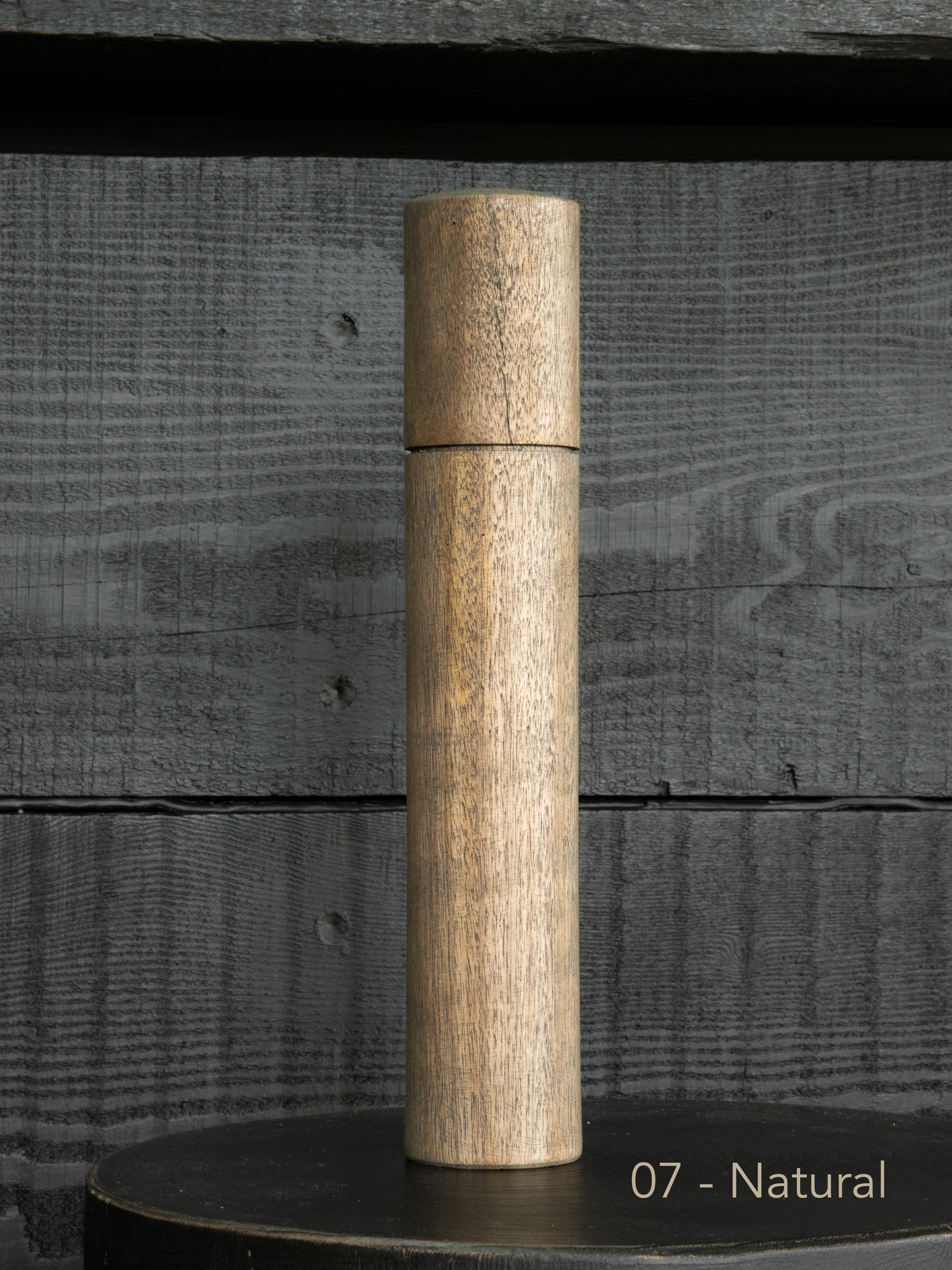 Post Gum Pepper Mill