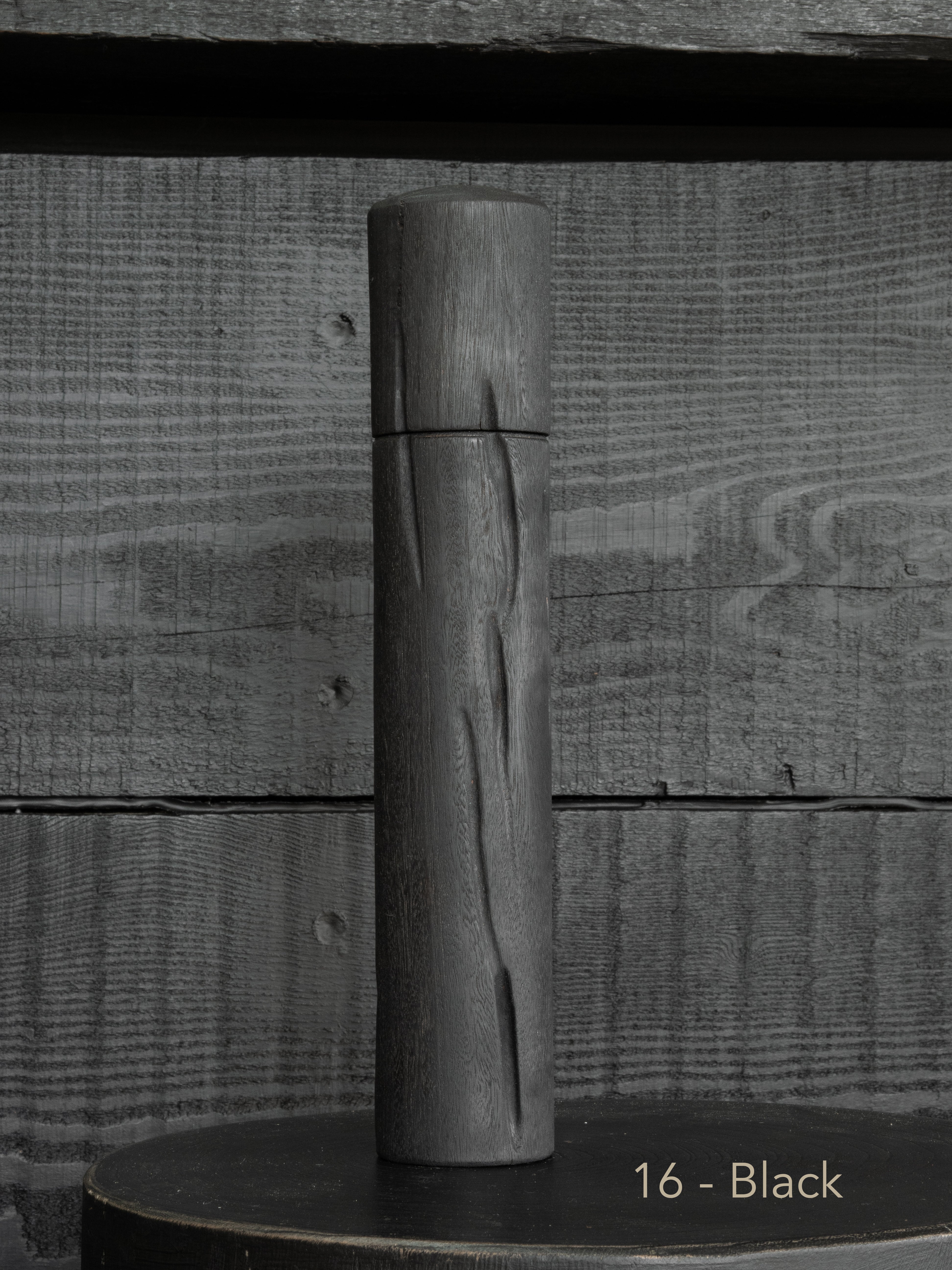 Post Gum Pepper Mill