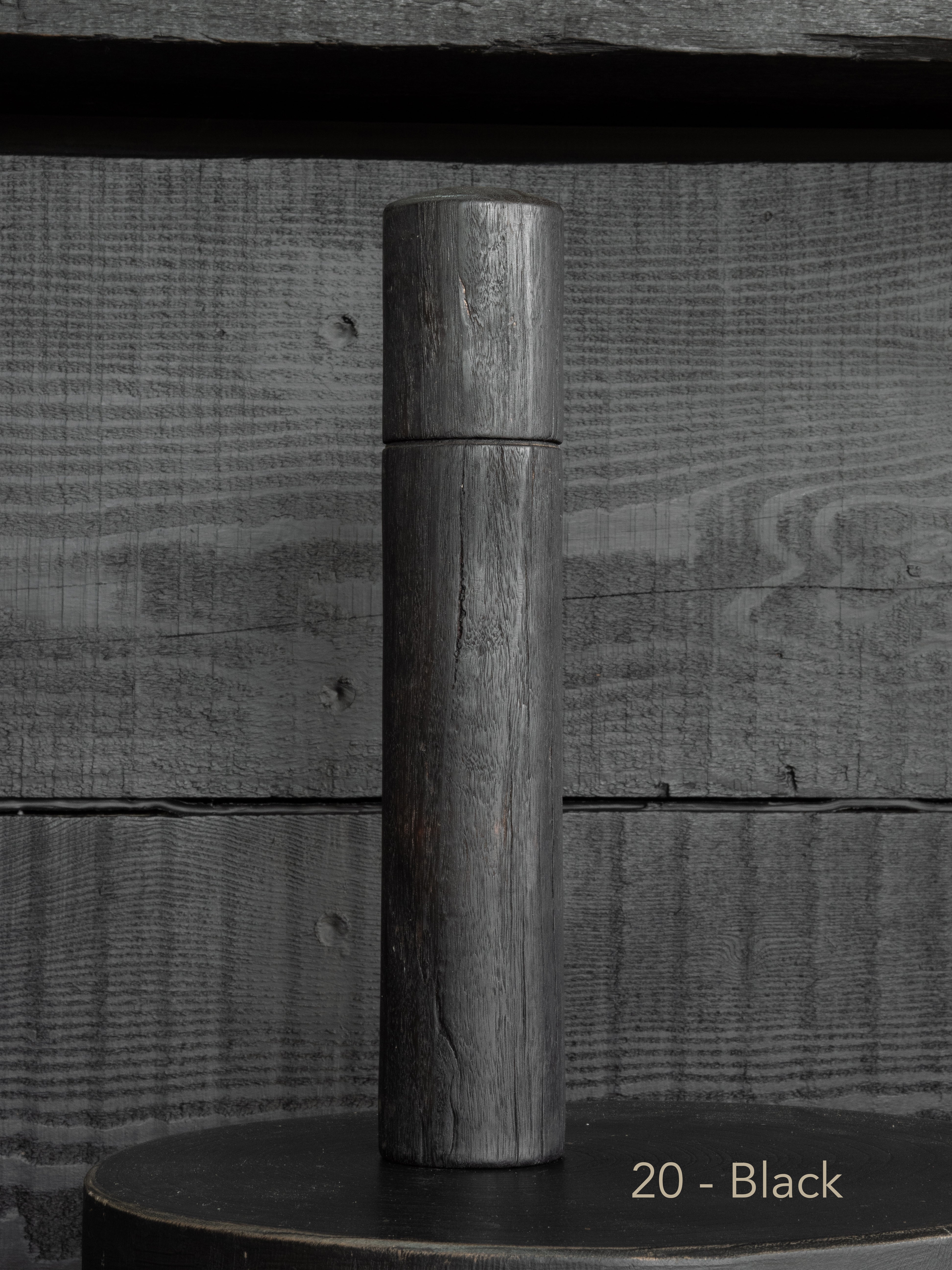 Post Gum Pepper Mill