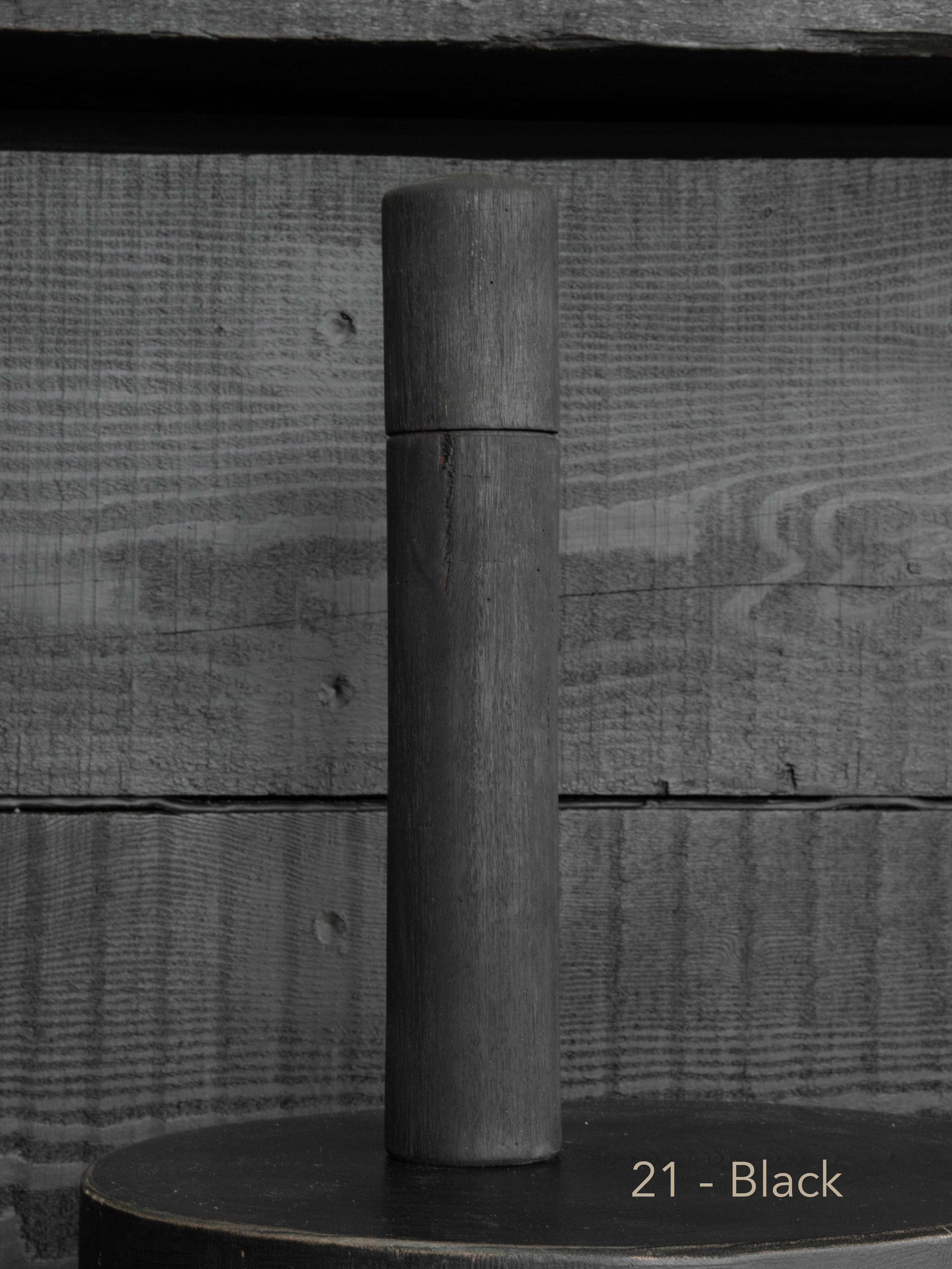 Post Gum Pepper Mill