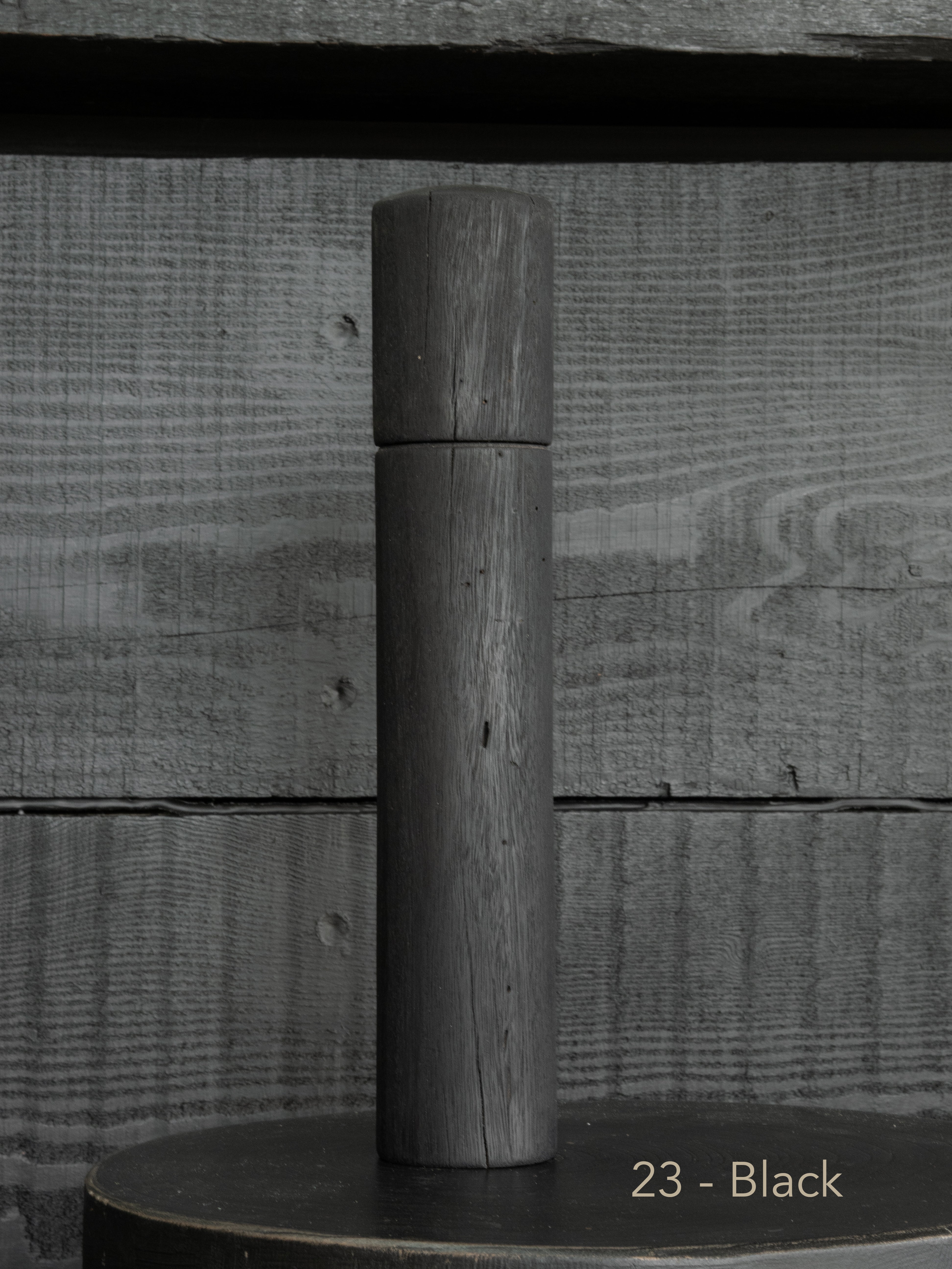 Post Gum Pepper Mill