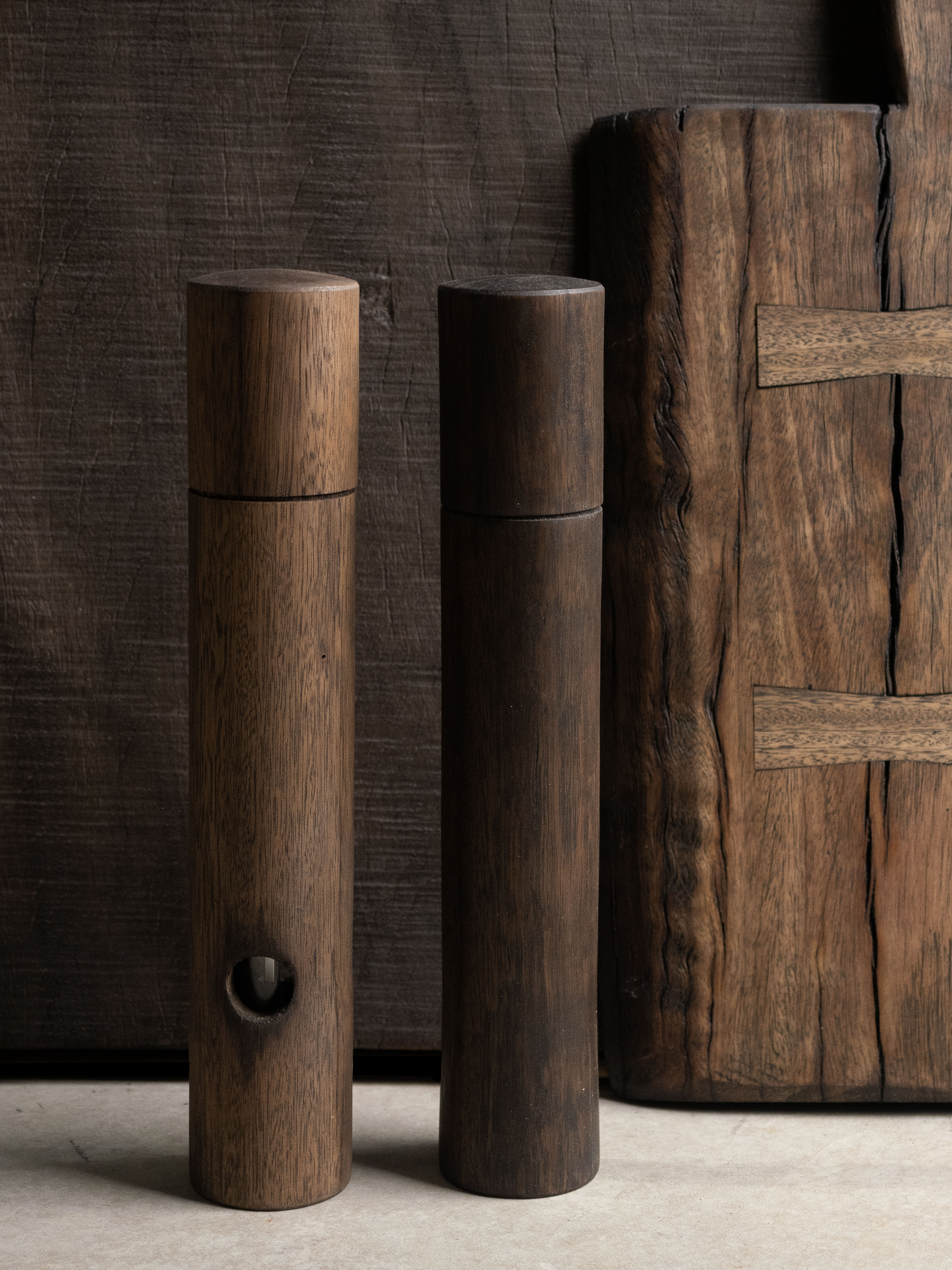 Post Gum Pepper Mill