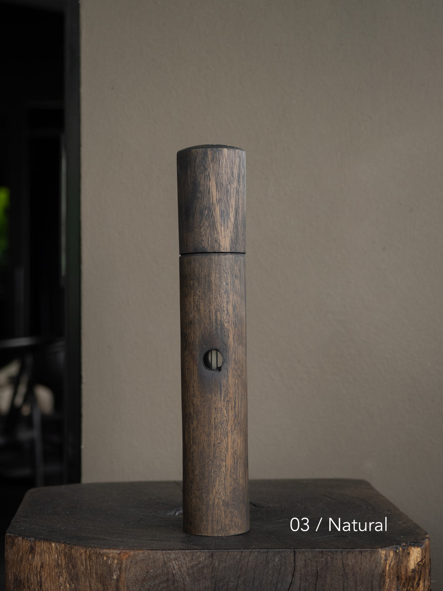 Post Gum Pepper Mill