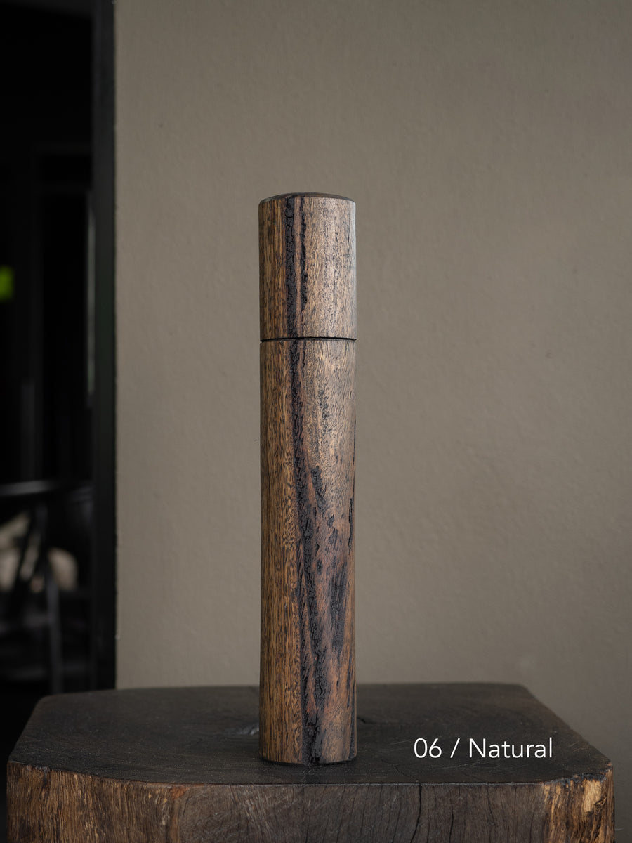 Post Gum Pepper Mill