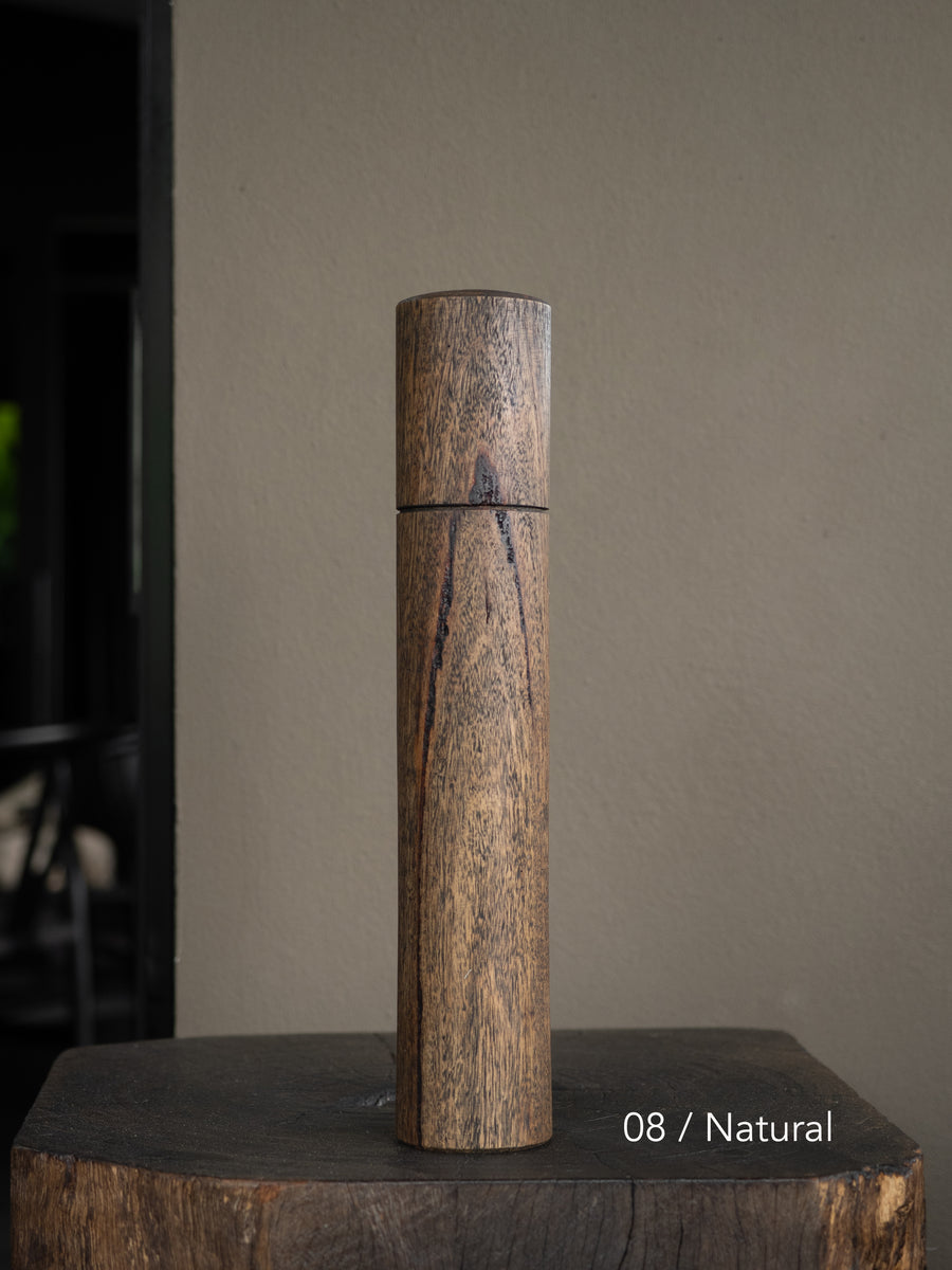 Post Gum Pepper Mill