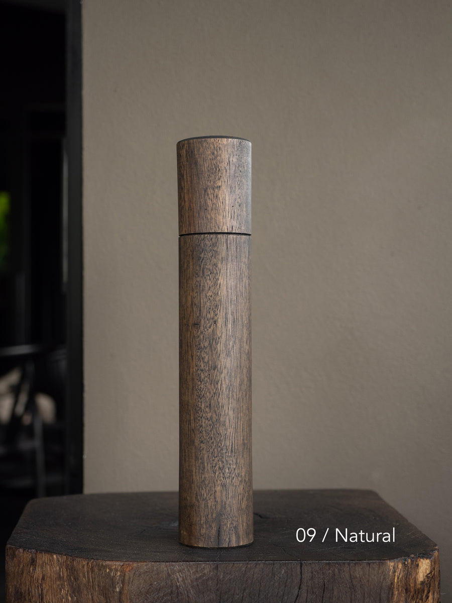 Post Gum Pepper Mill