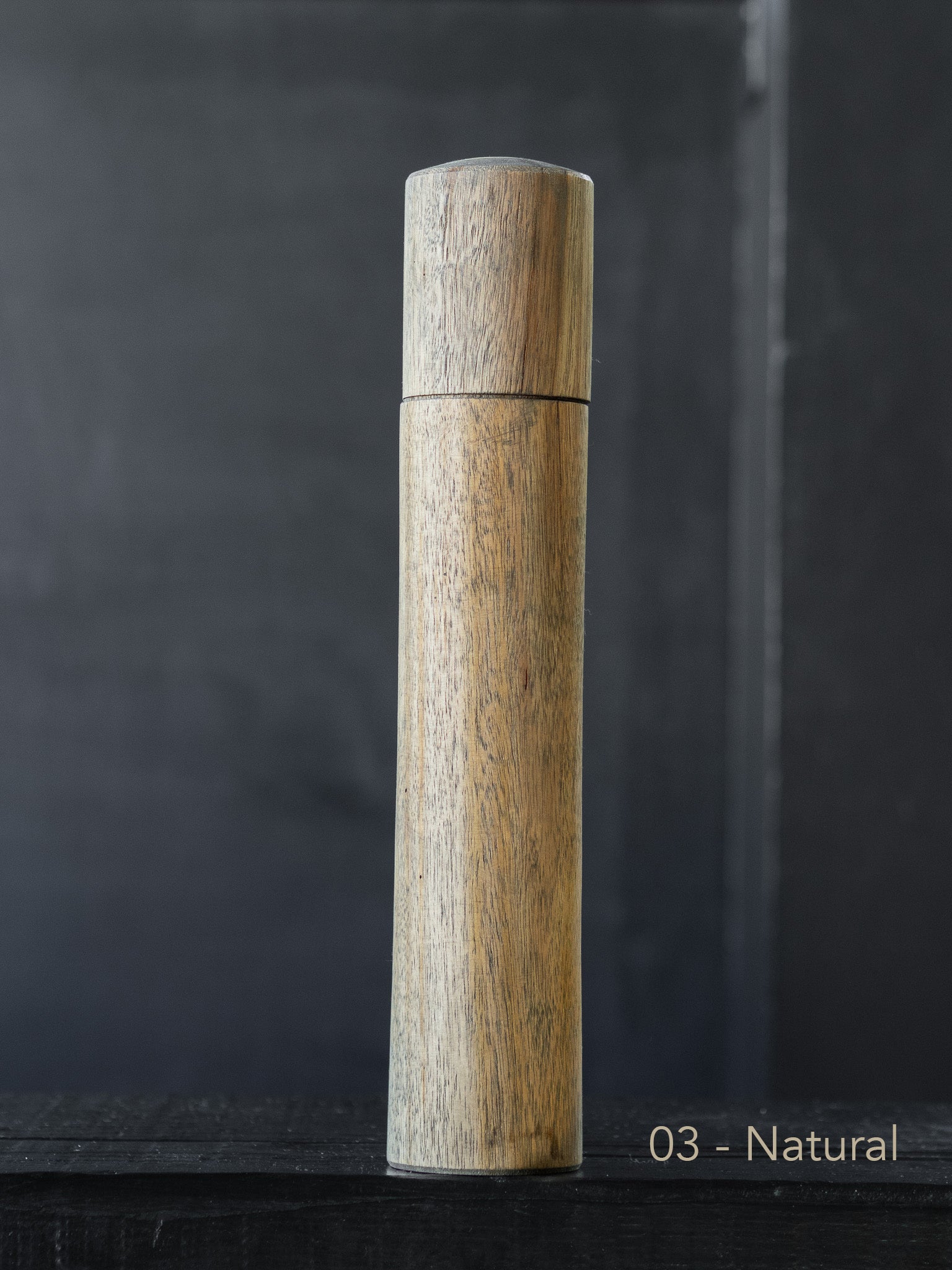Post Gum Pepper Mill