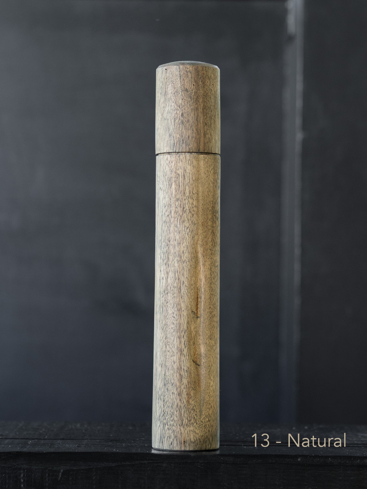 Post Gum Pepper Mill