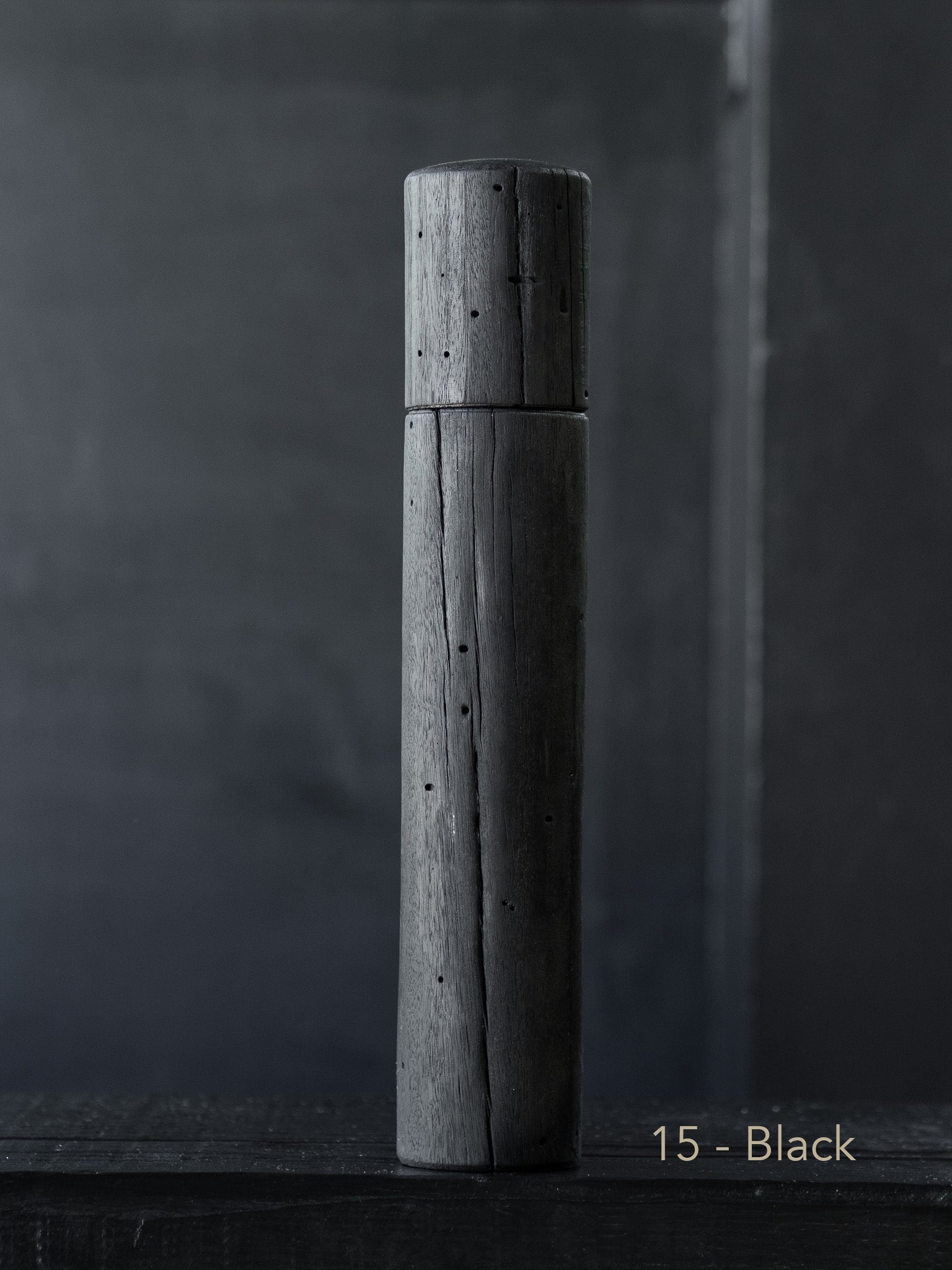 Post Gum Pepper Mill