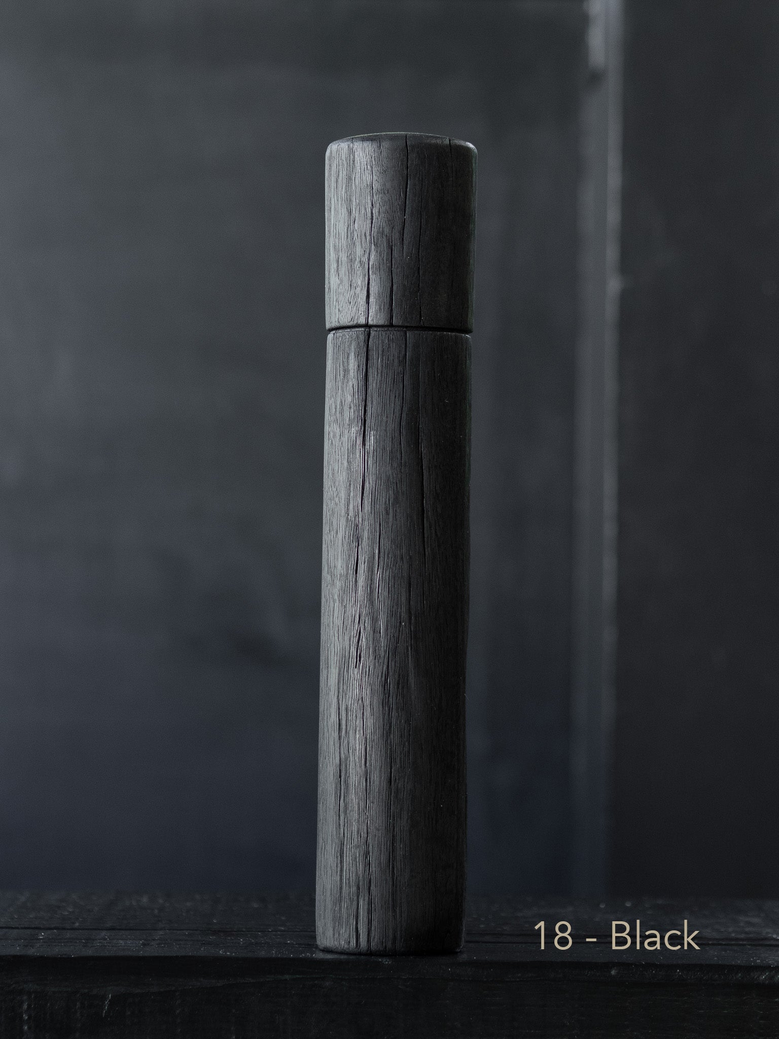 Post Gum Pepper Mill