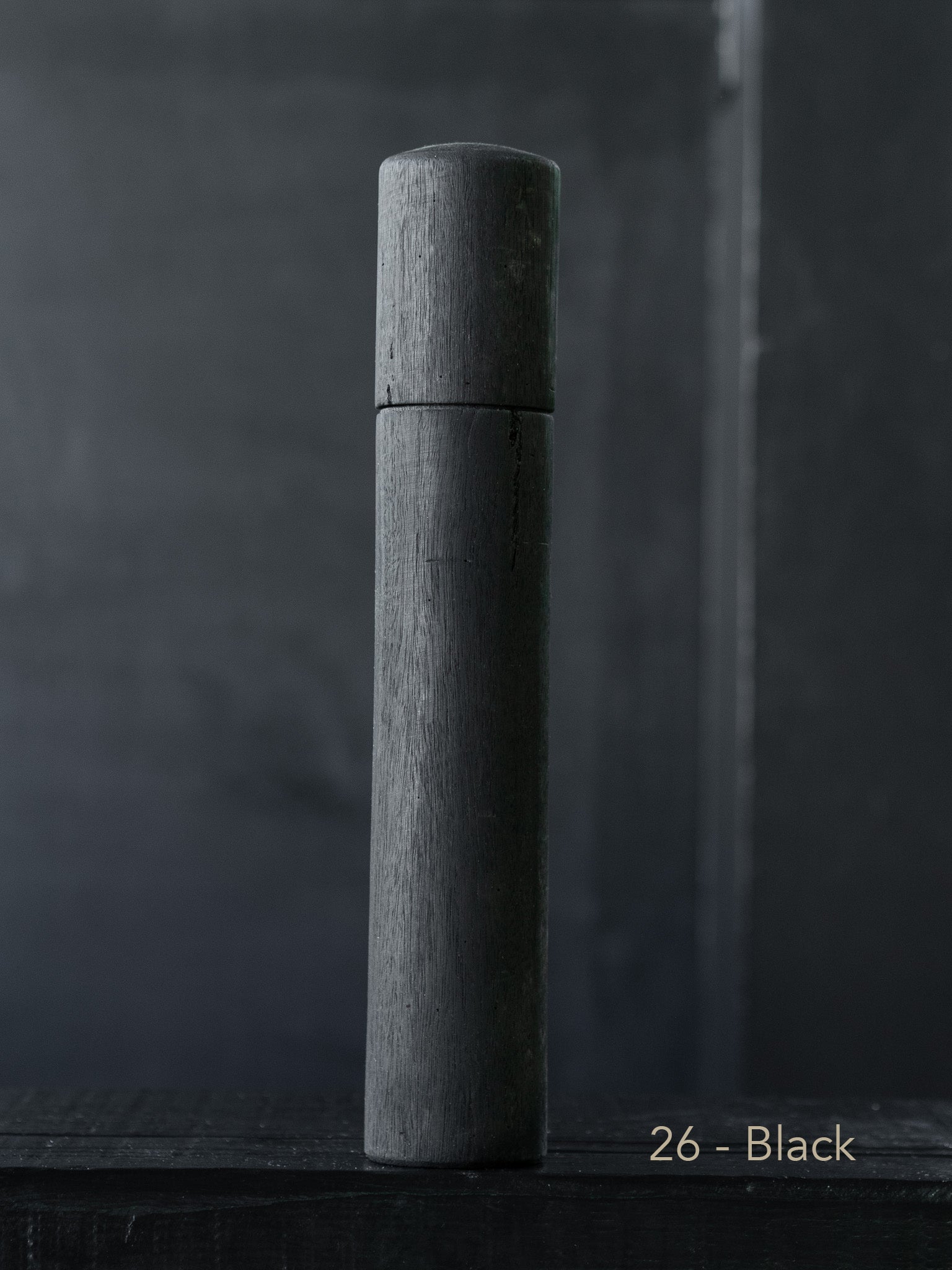 Post Gum Pepper Mill