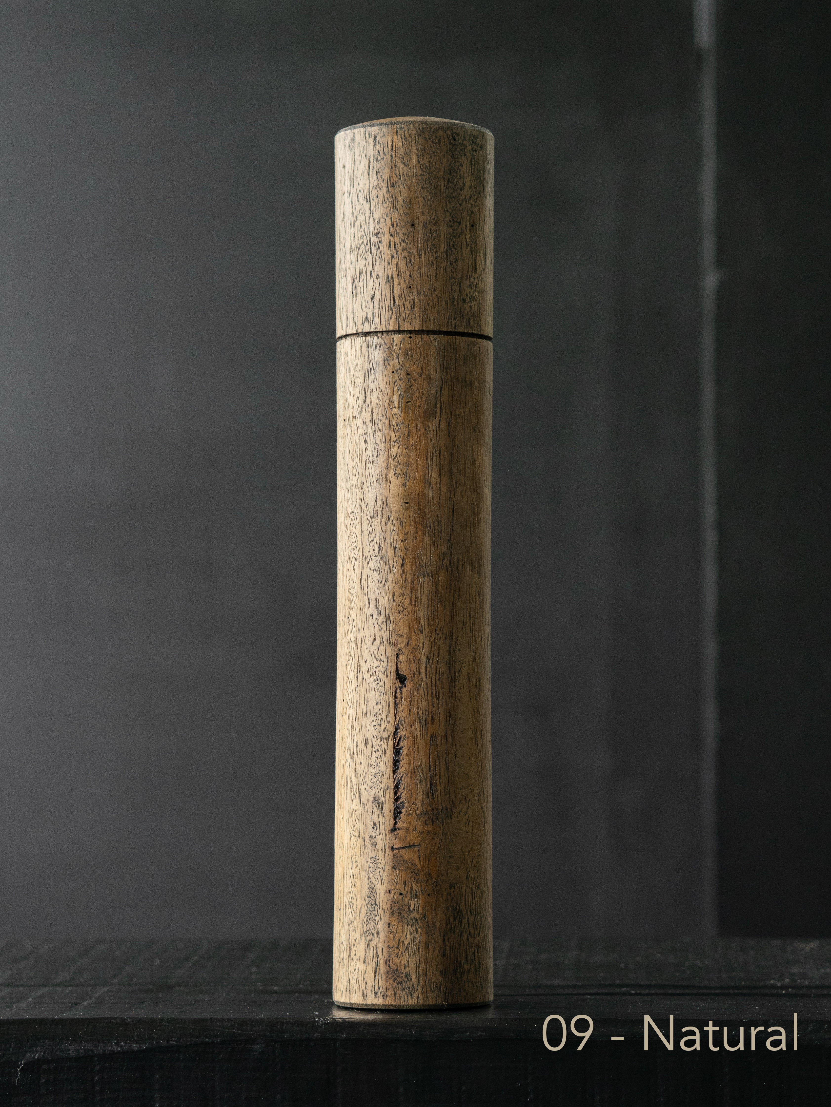 Post Gum Pepper Mill