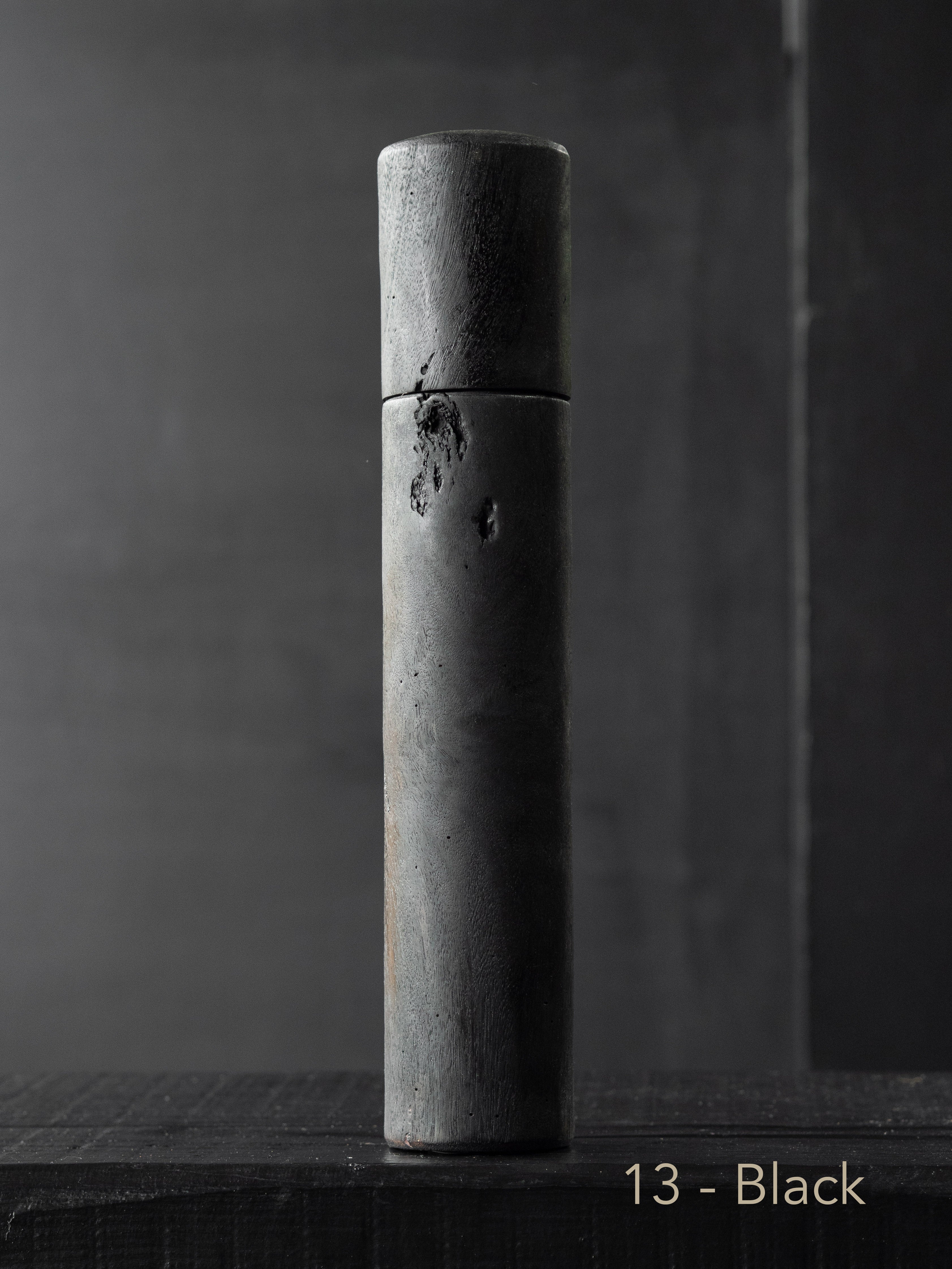 Post Gum Pepper Mill