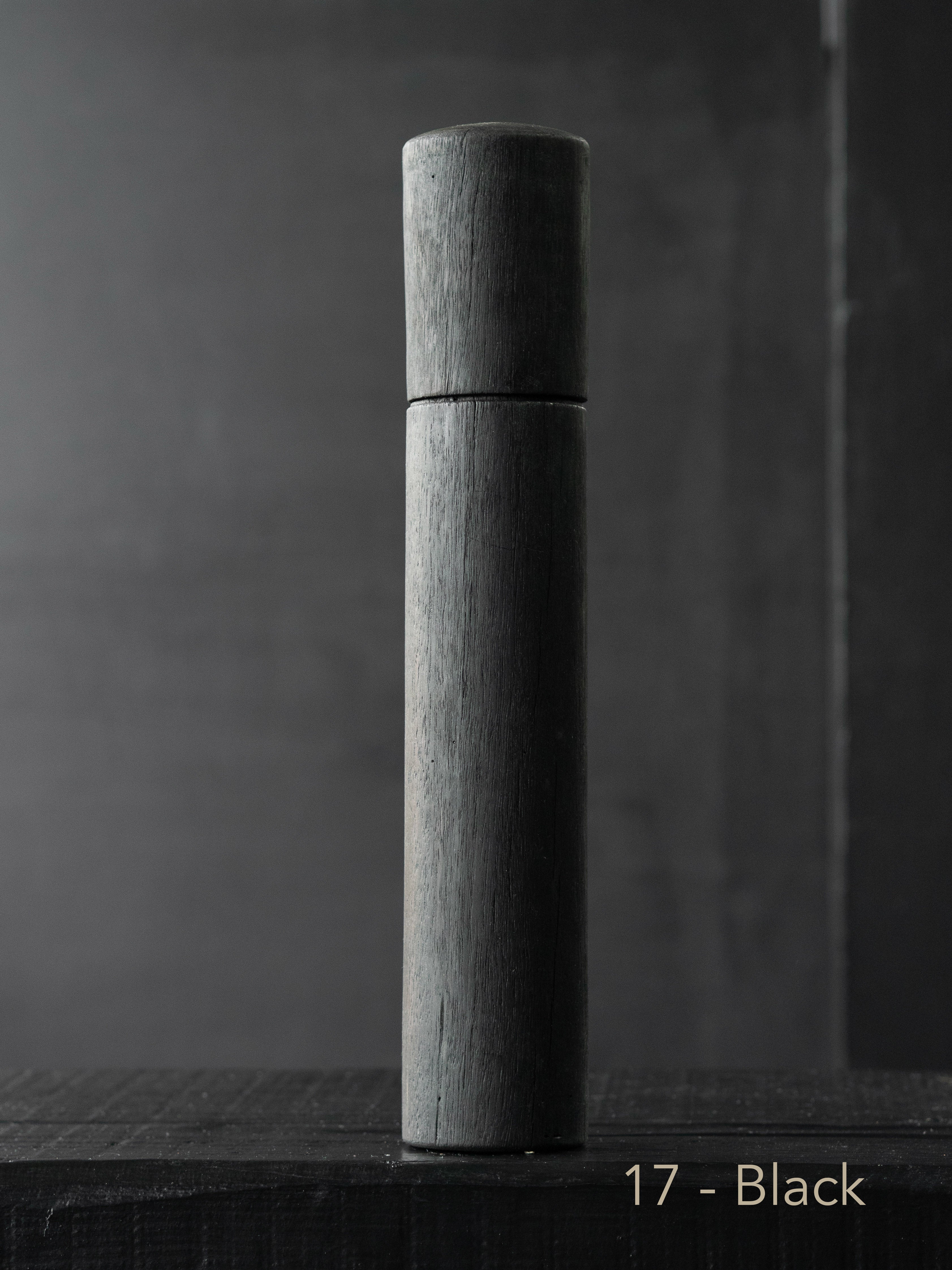Post Gum Pepper Mill