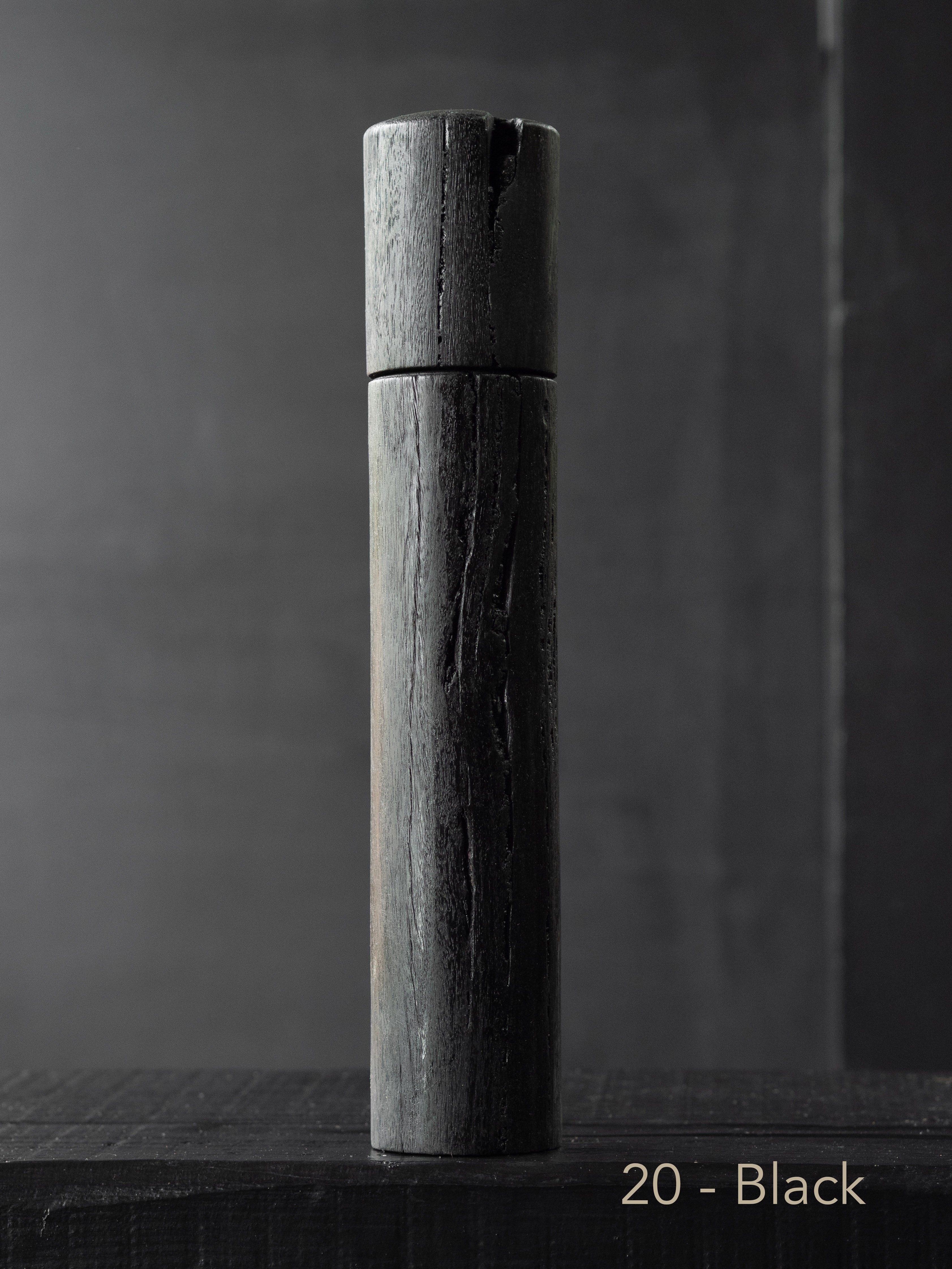 Post Gum Pepper Mill
