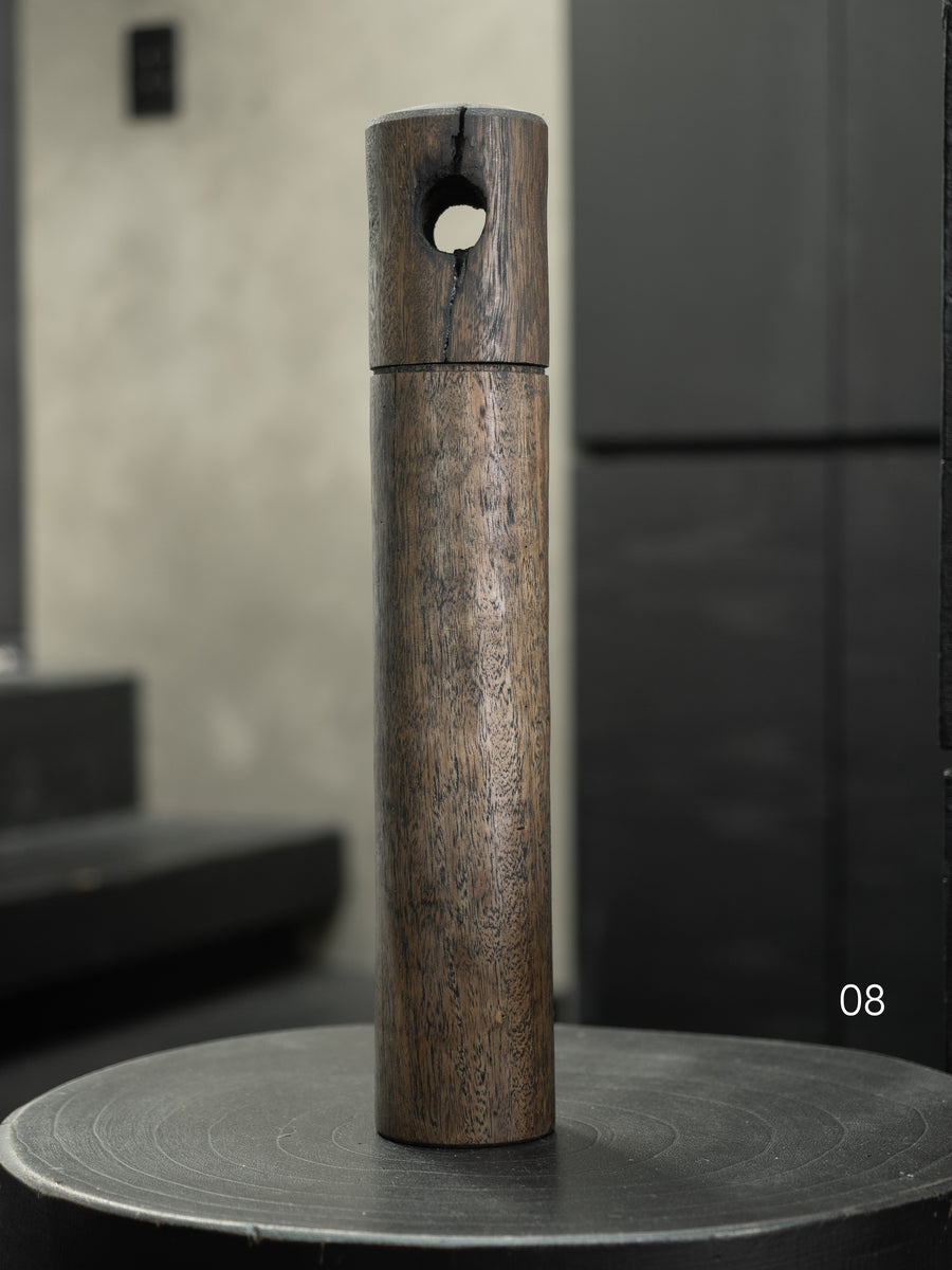 Post Gum Pepper Mill