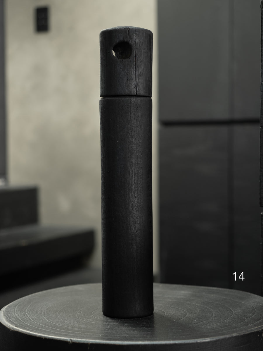 Post Gum Pepper Mill